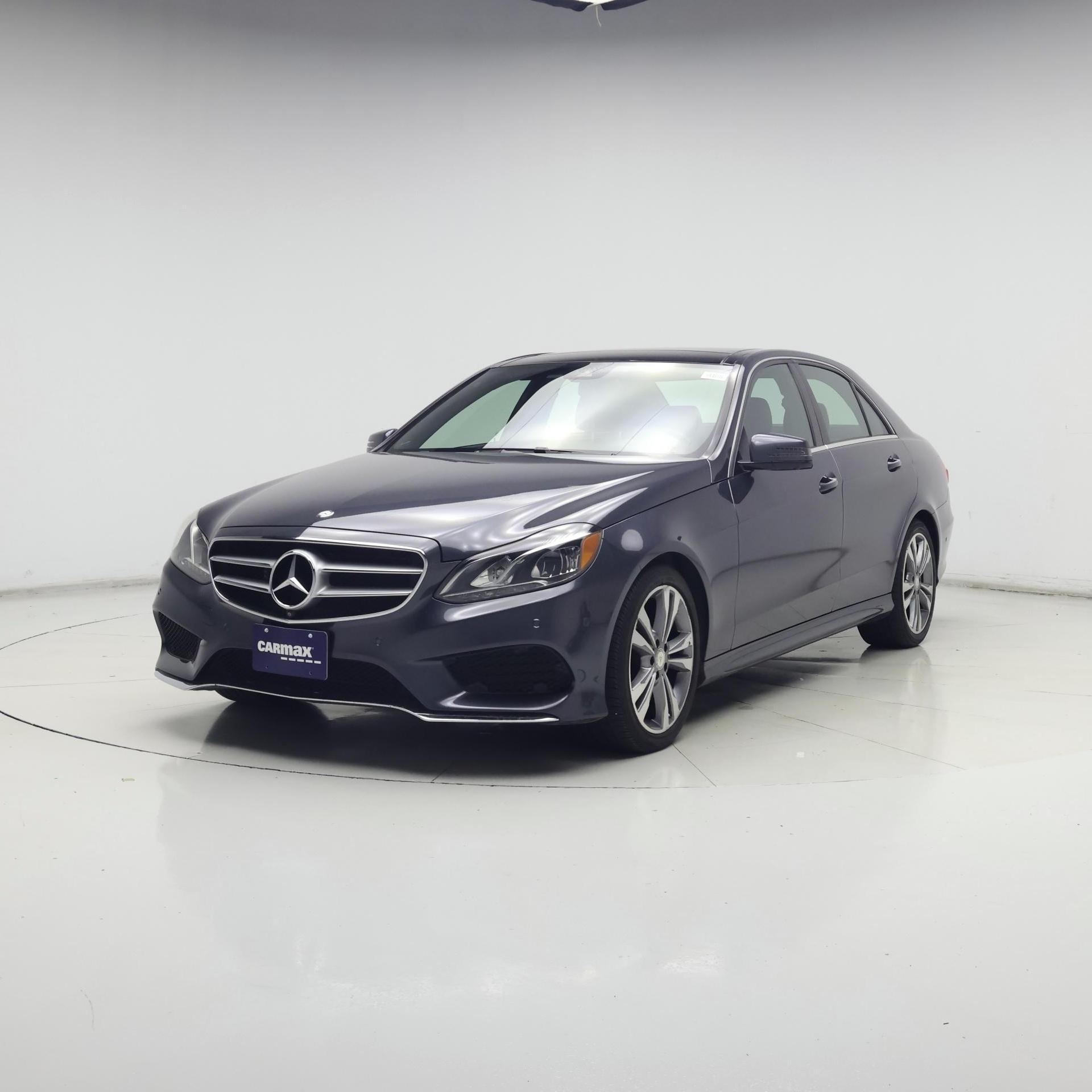 Thumbnail: 2015 Mercedes-Benz E-Class - 4