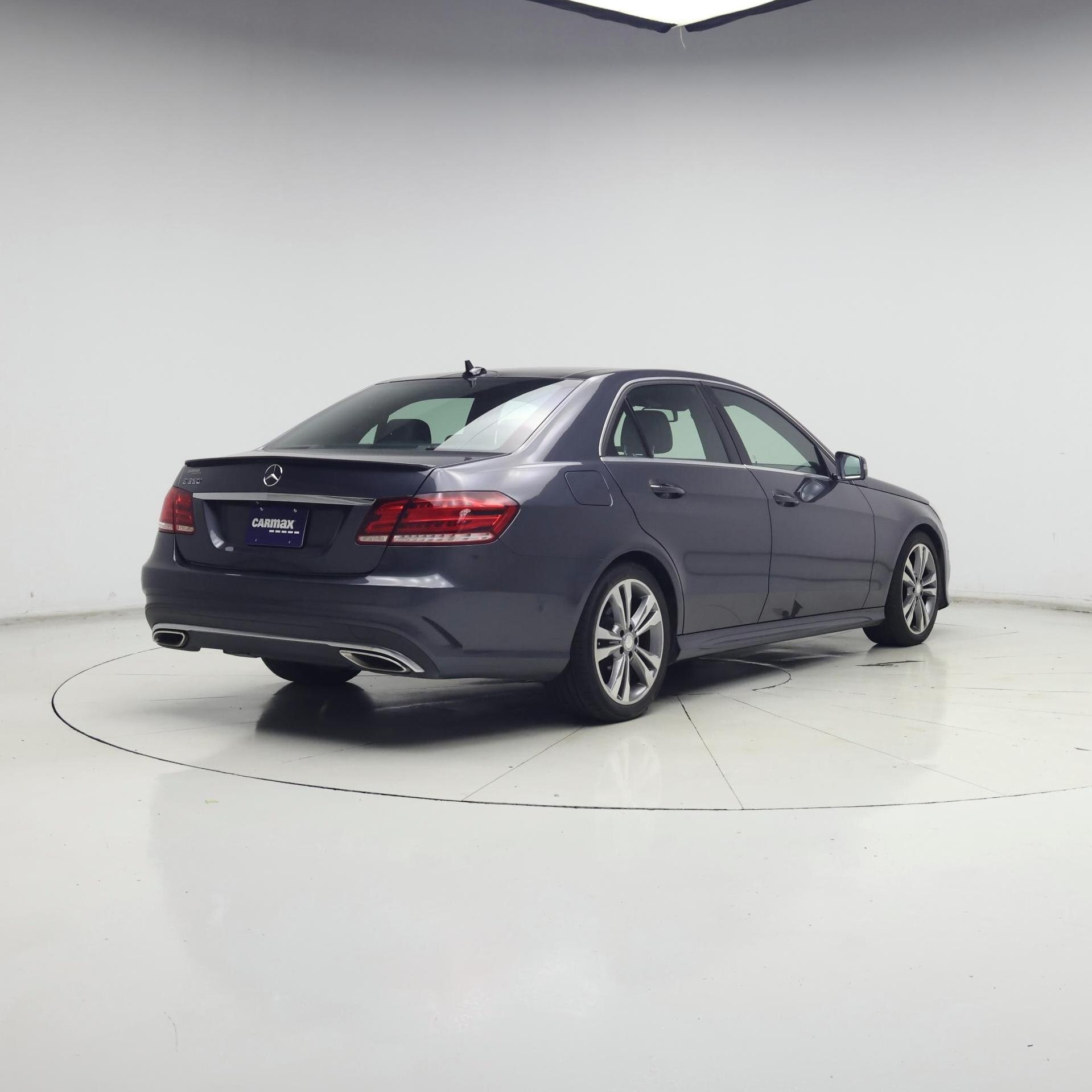 Thumbnail: 2015 Mercedes-Benz E-Class - 8