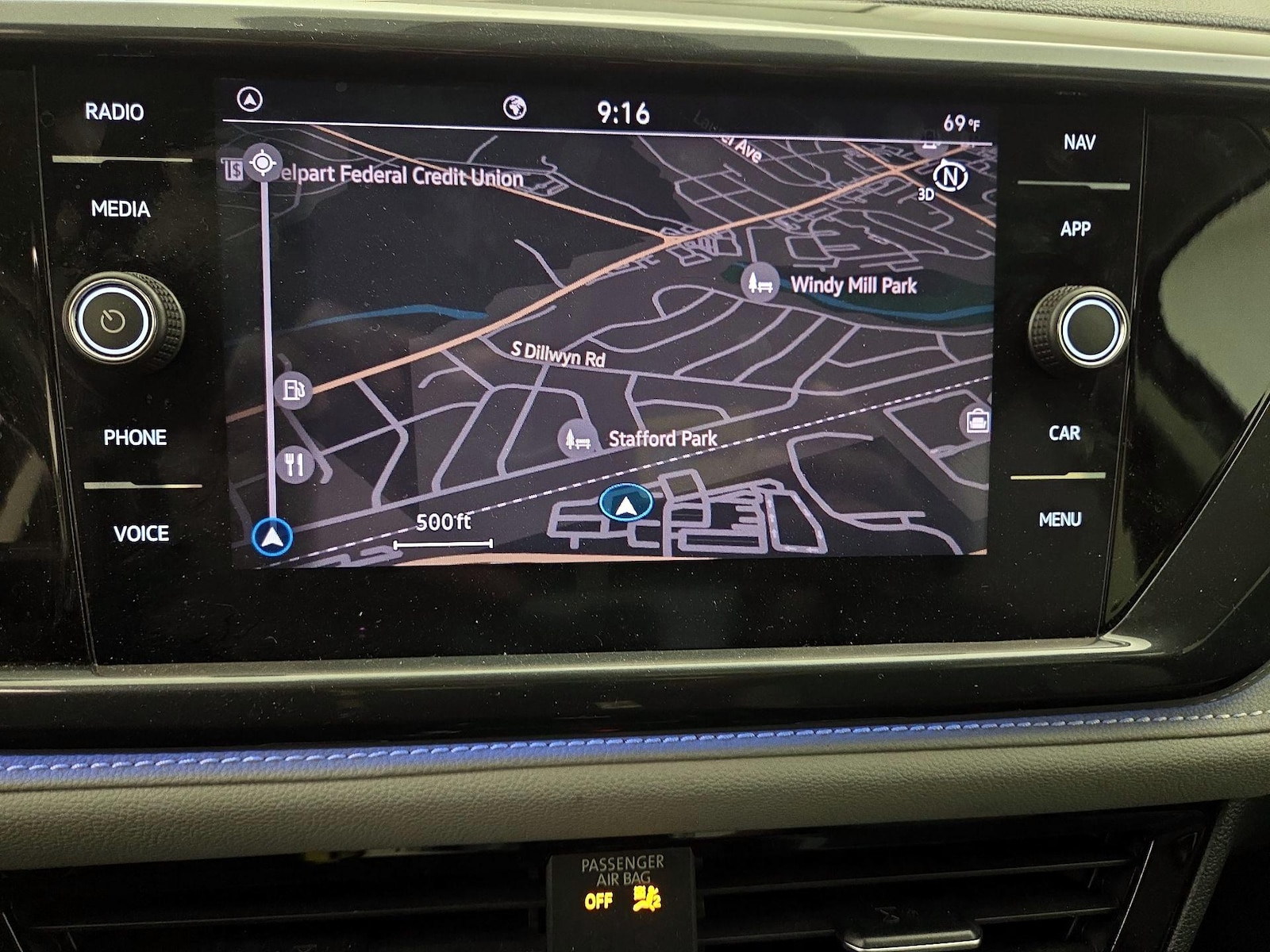 2022 Volkswagen Taos SEL - Photo 15