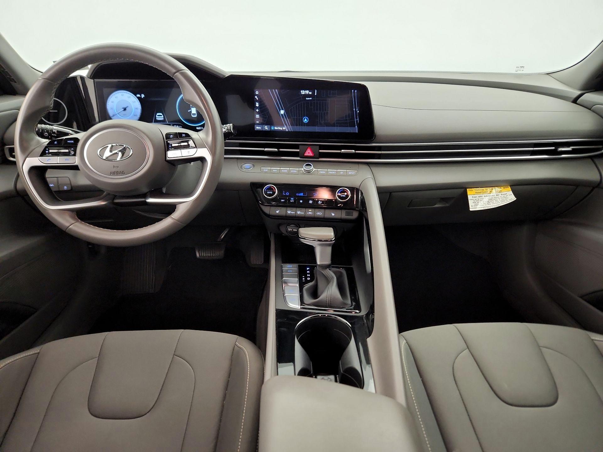 Thumbnail: 2023 Hyundai Elantra - 9
