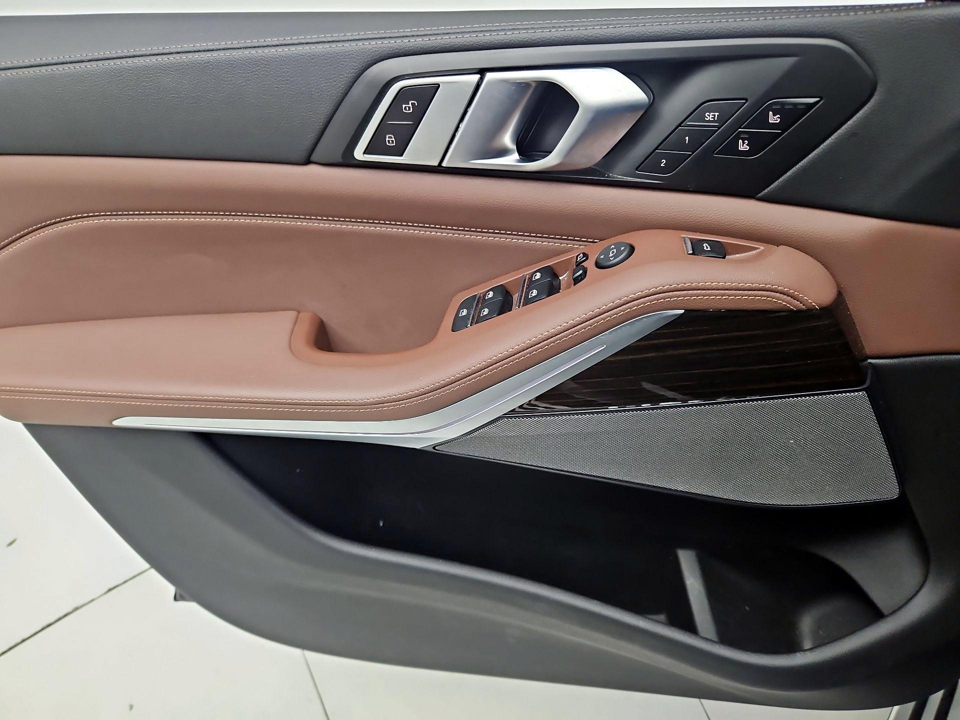 Thumbnail: 2020 BMW X5 - 12