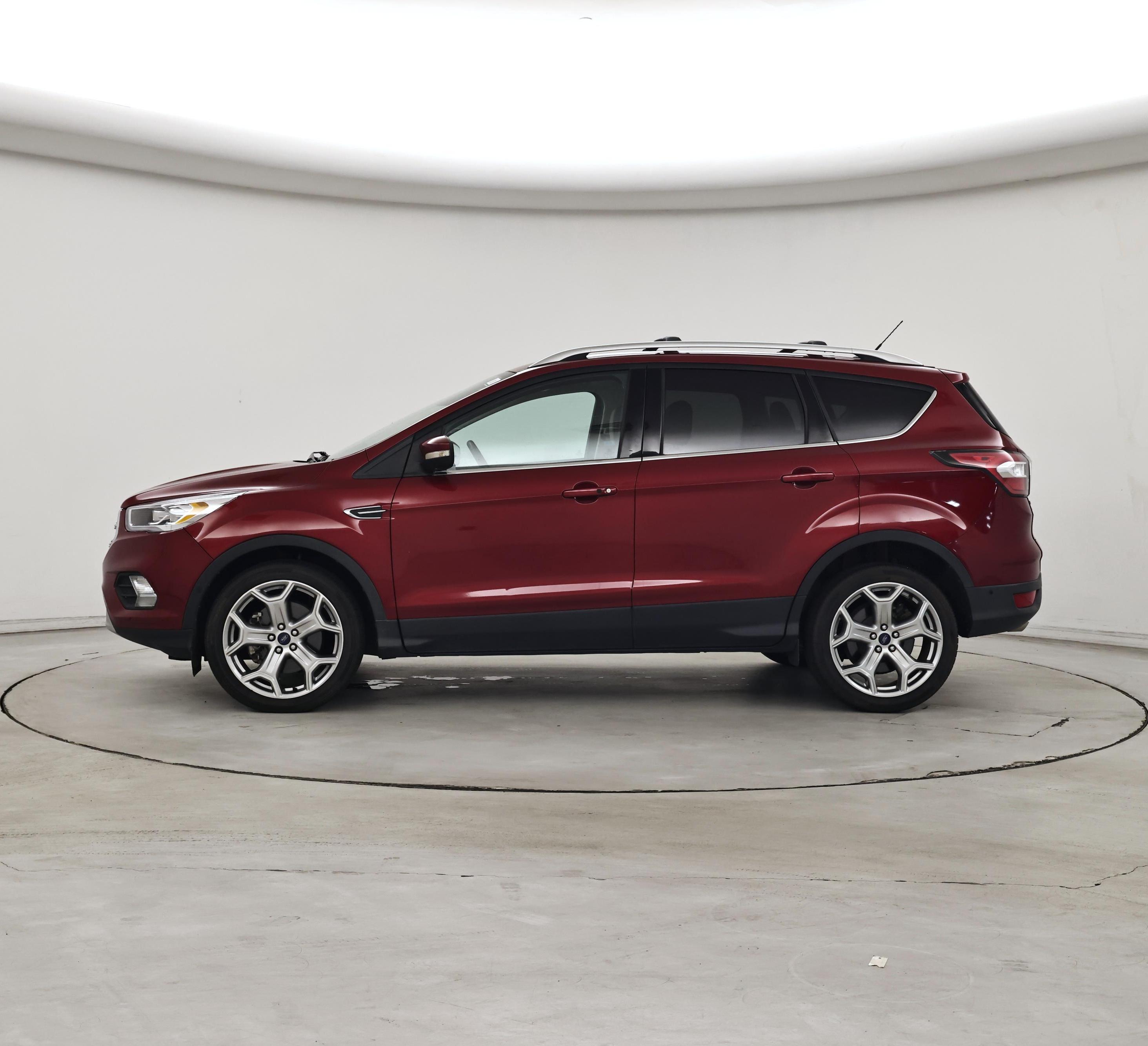 Thumbnail: 2017 Ford Escape - 3