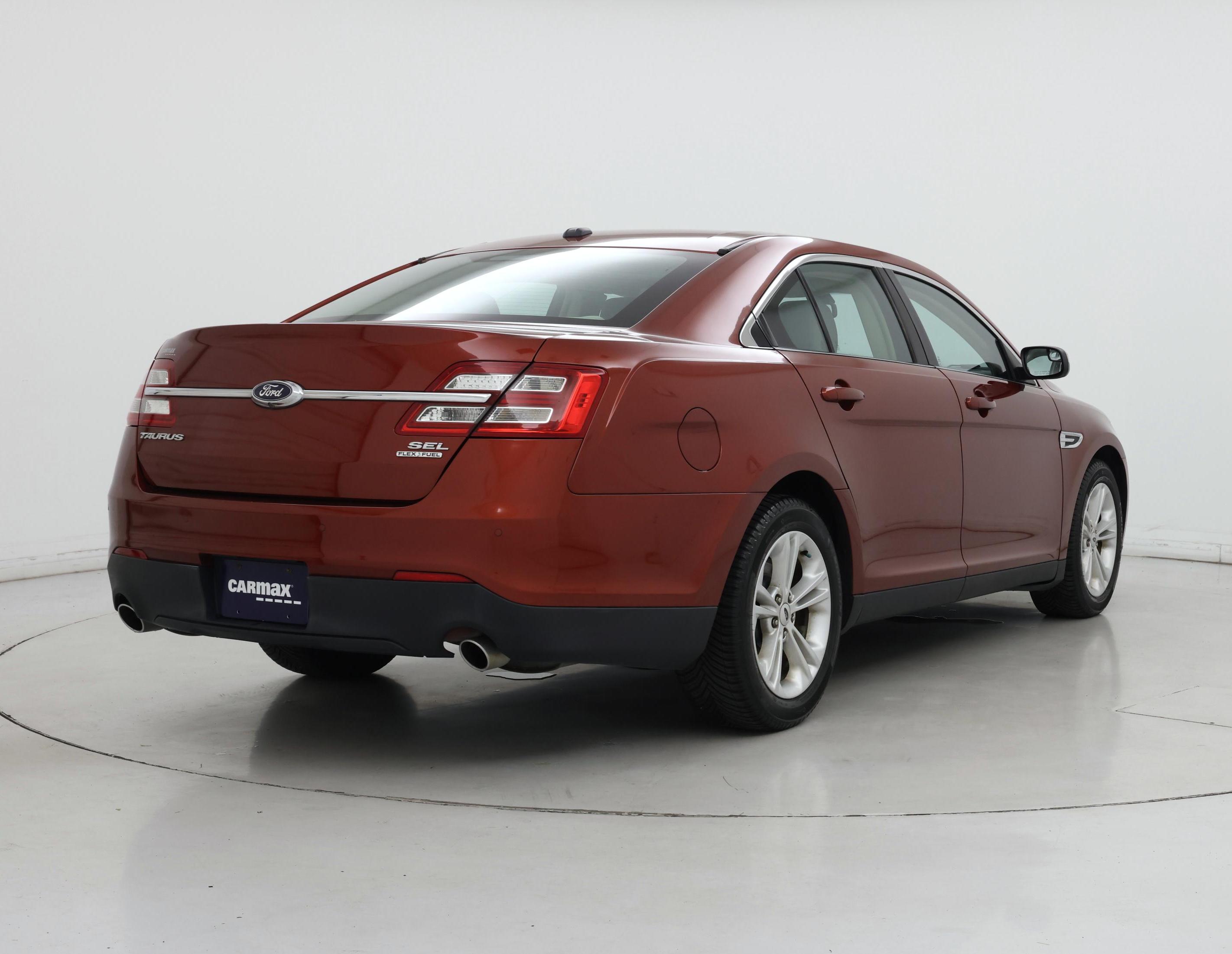 Thumbnail: 2014 Ford Taurus - 8