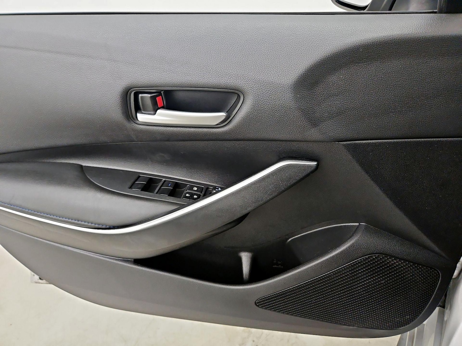 2021 Toyota Corolla SE - Photo 13