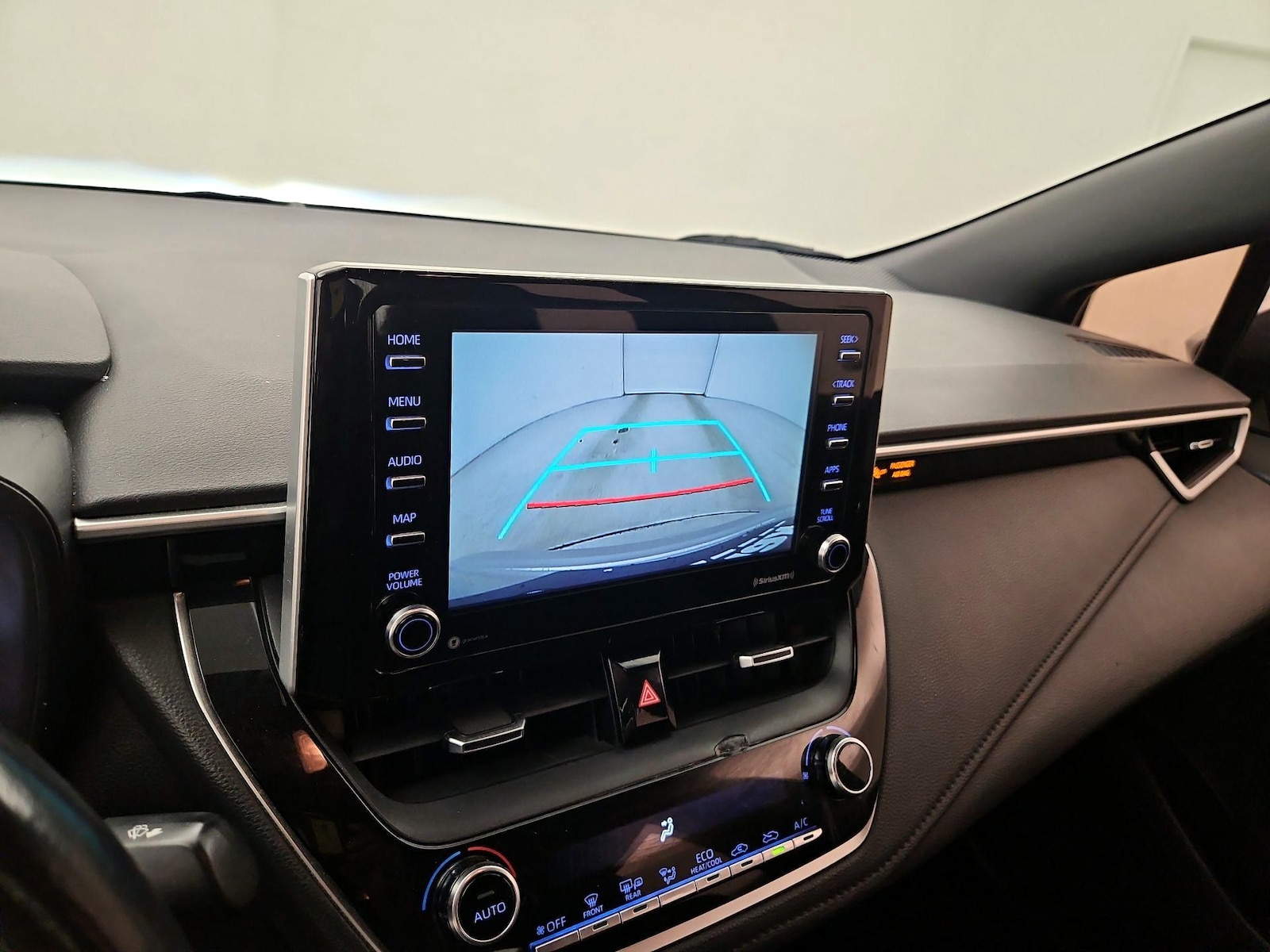 2021 Toyota Corolla SE - Photo 15