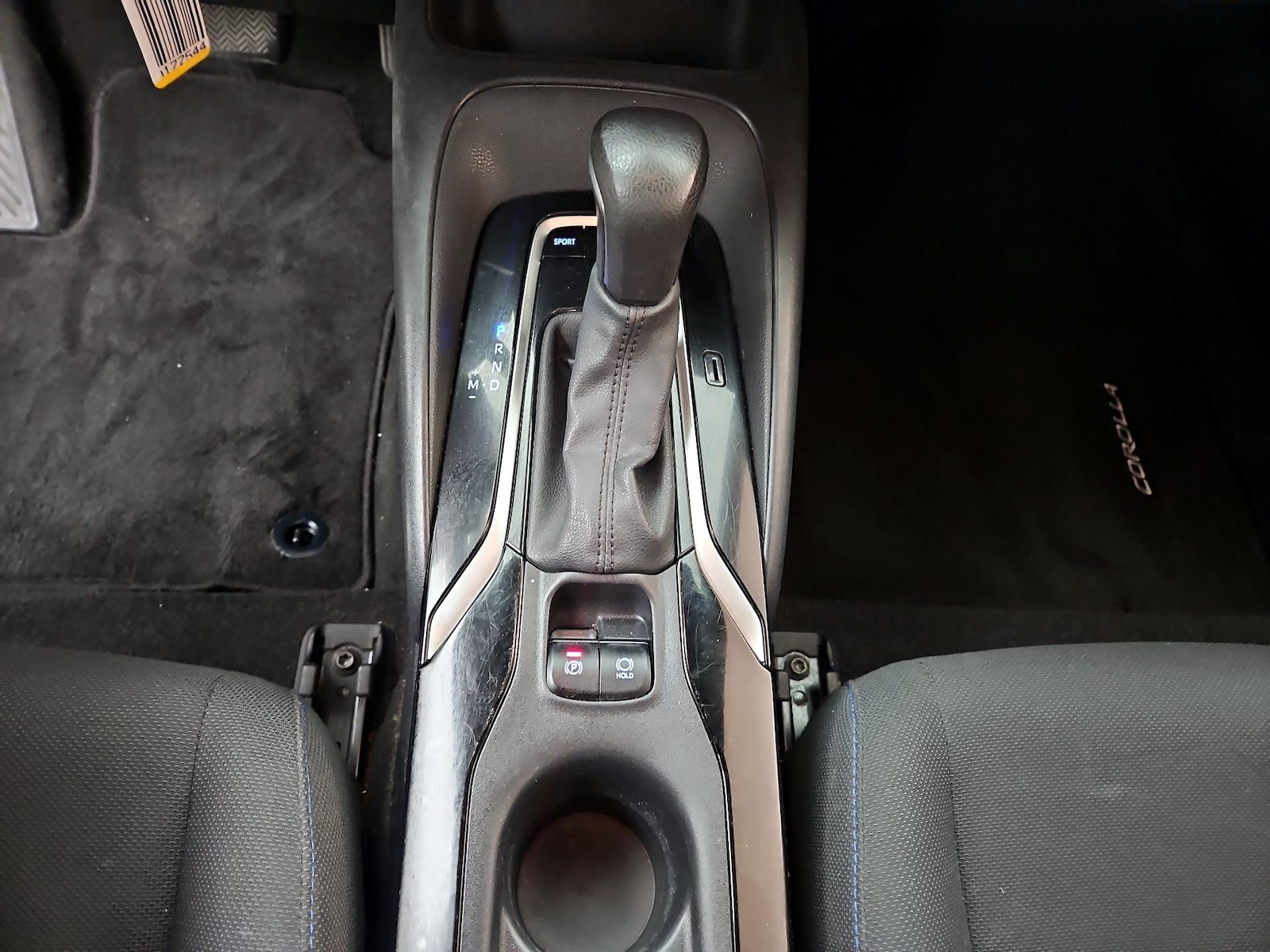 2021 Toyota Corolla SE - Photo 18