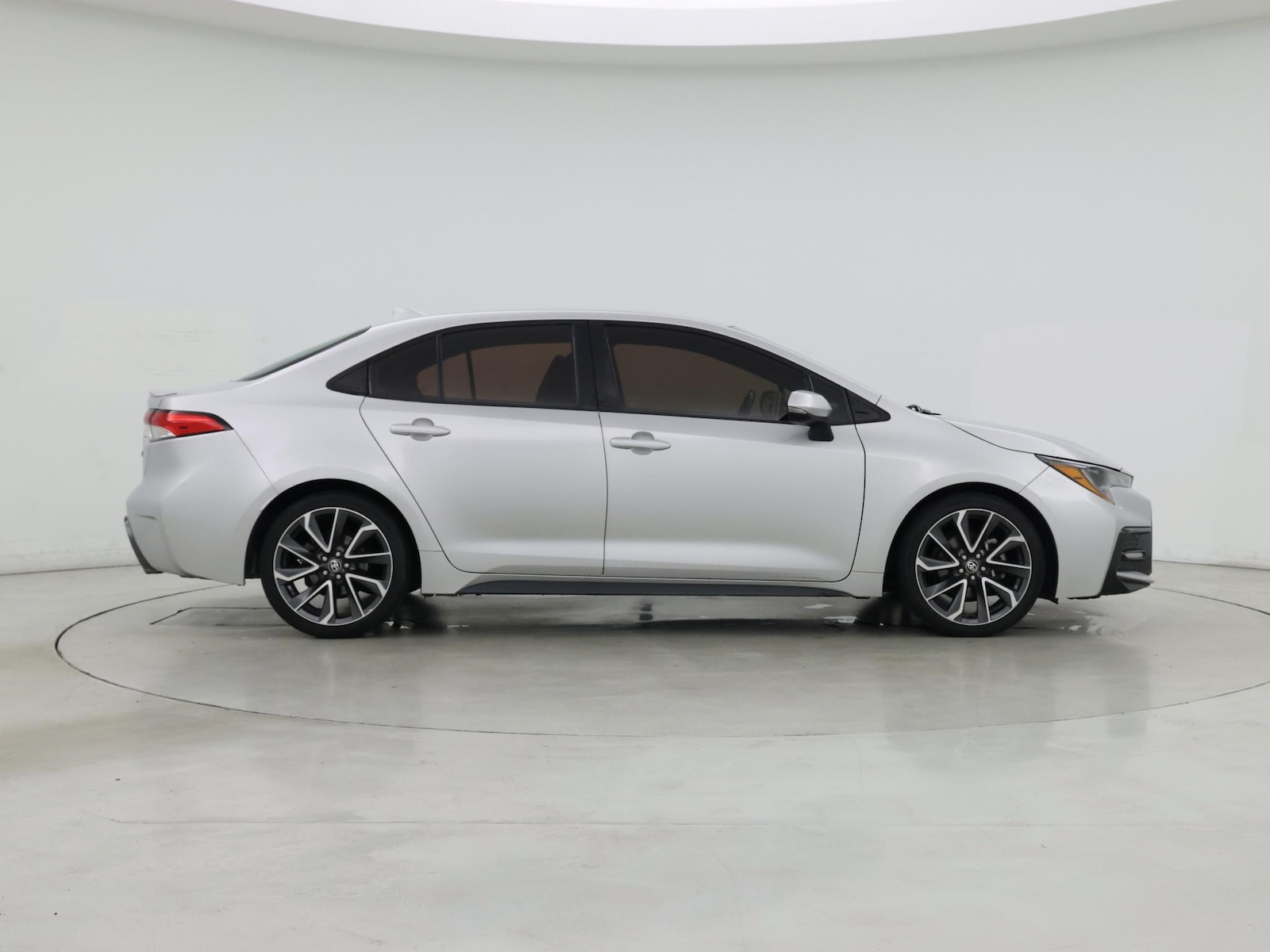 2021 Toyota Corolla SE - Photo 8