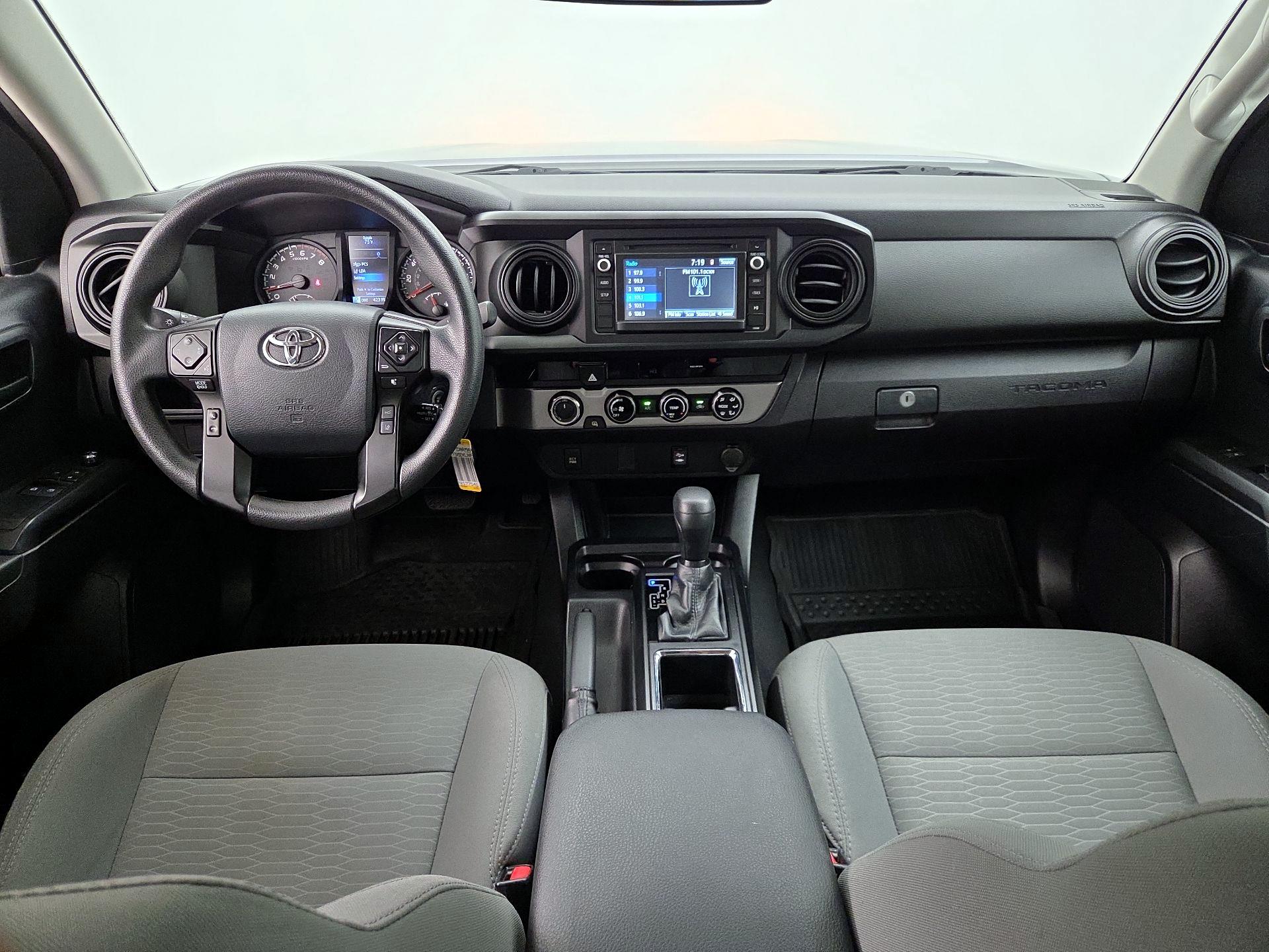 Thumbnail: 2018 Toyota Tacoma - 9