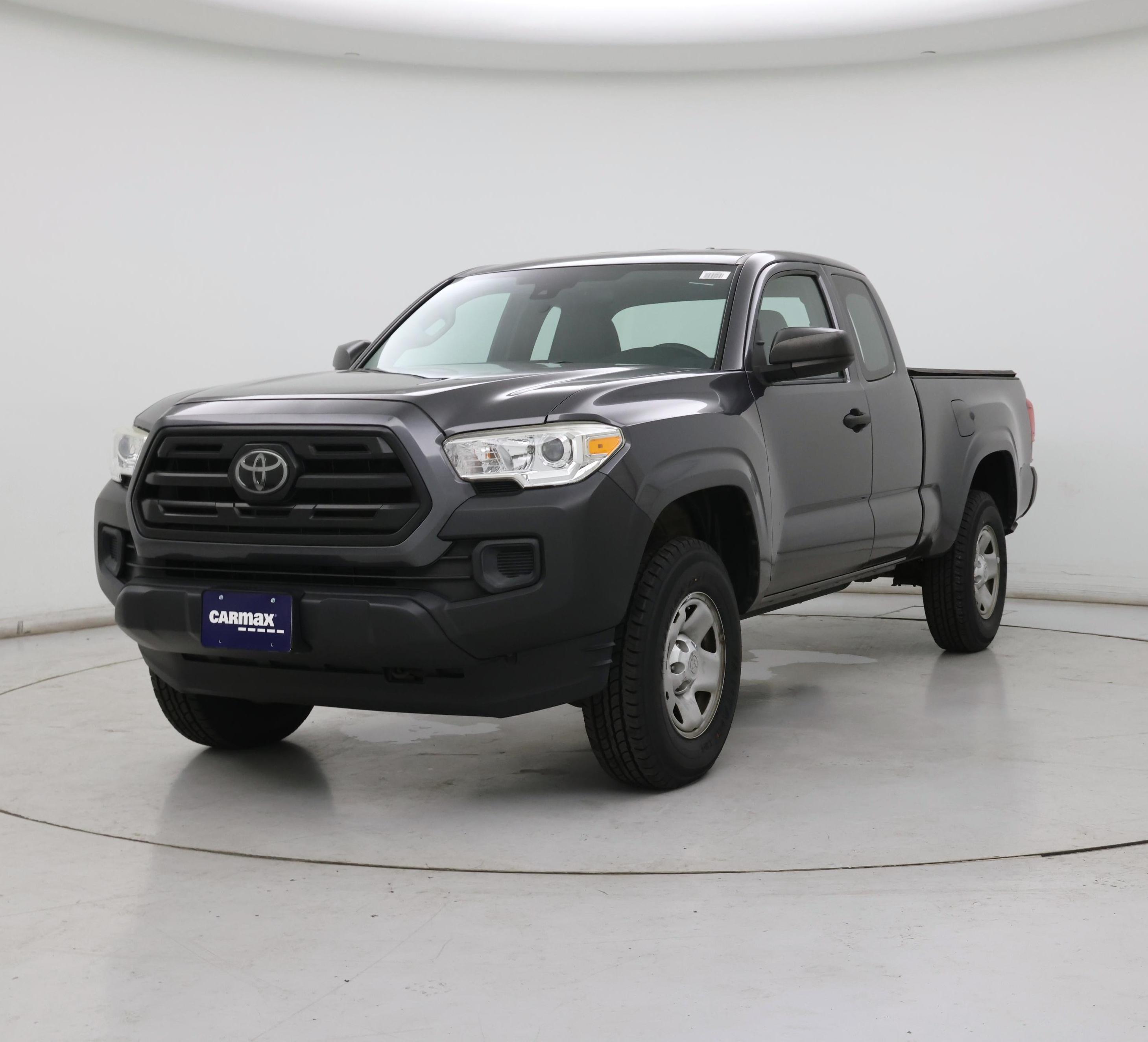 Thumbnail: 2018 Toyota Tacoma - 4