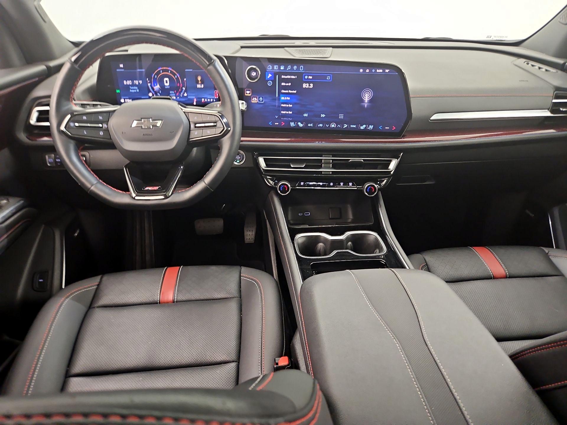 Thumbnail: 2024 Chevrolet Traverse - 9
