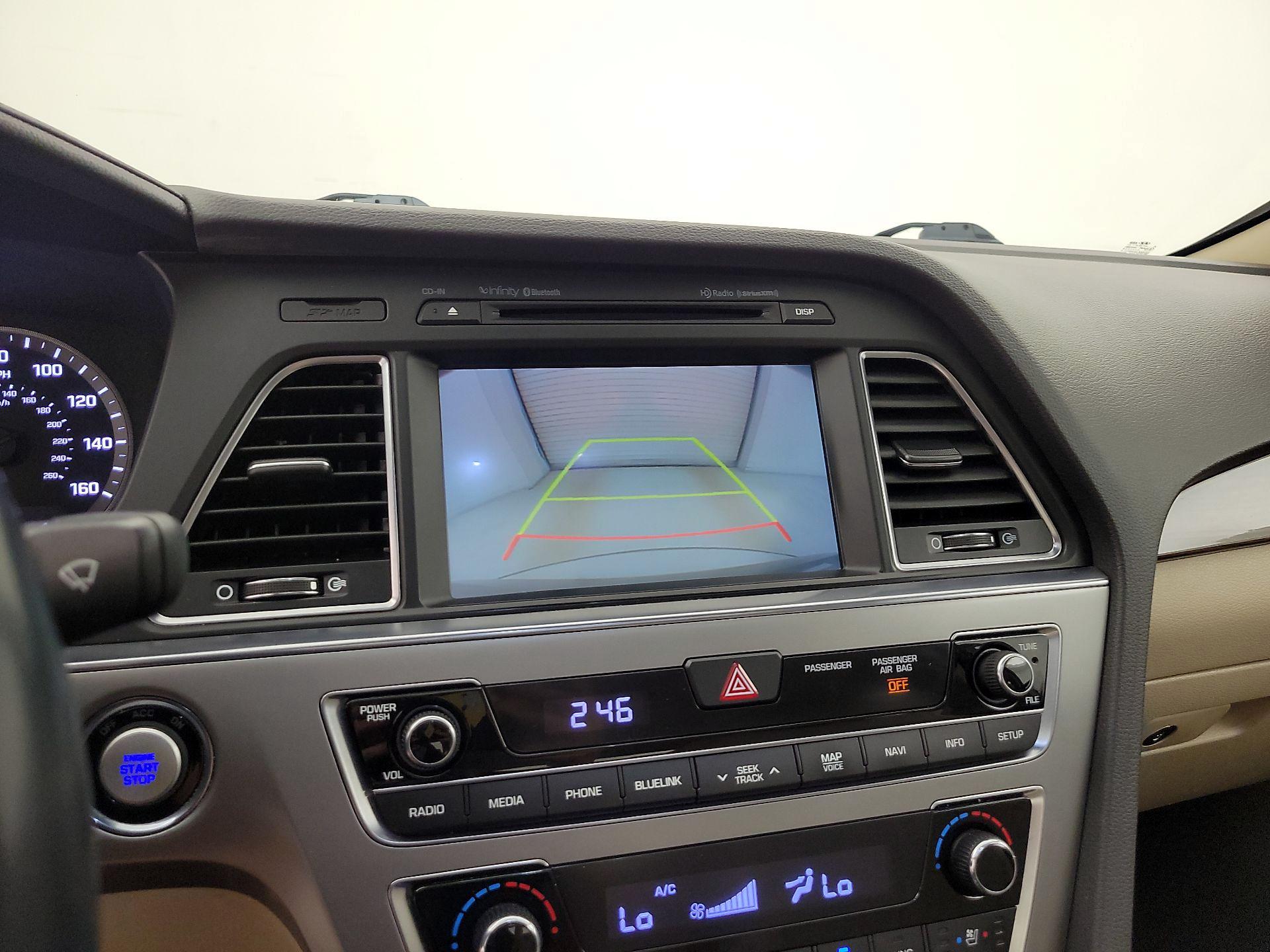 Thumbnail: 2017 Hyundai Sonata - 15