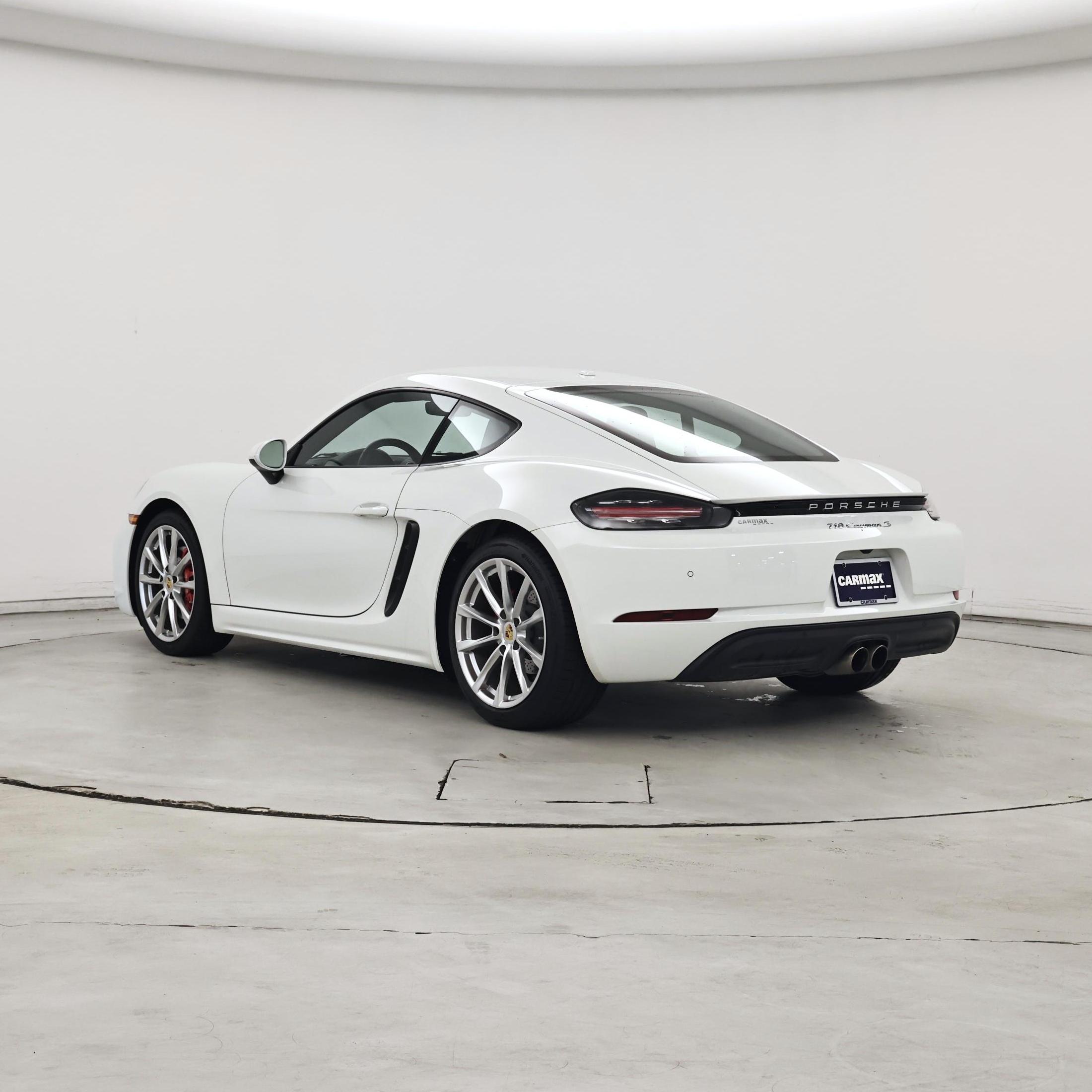 Thumbnail: 2018 Porsche 718 Cayman - 2