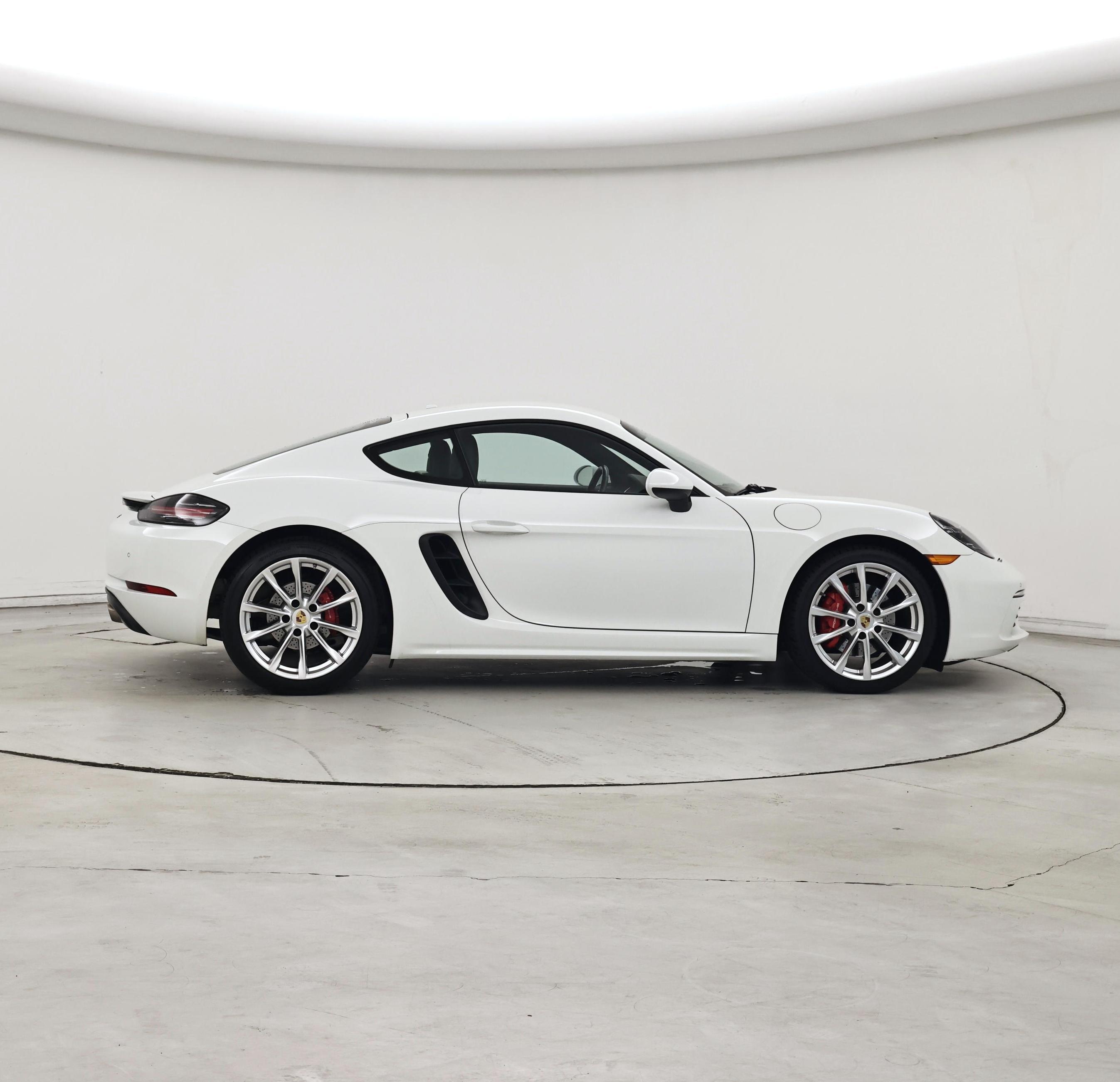 Thumbnail: 2018 Porsche 718 Cayman - 7