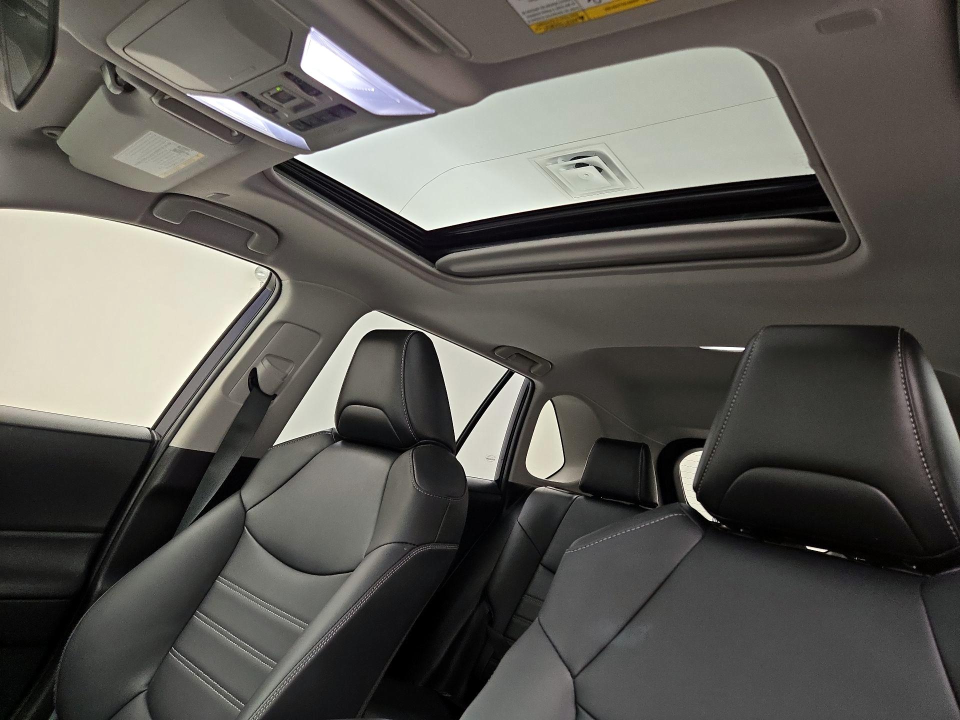 Thumbnail: 2025 Toyota RAV4 - 19