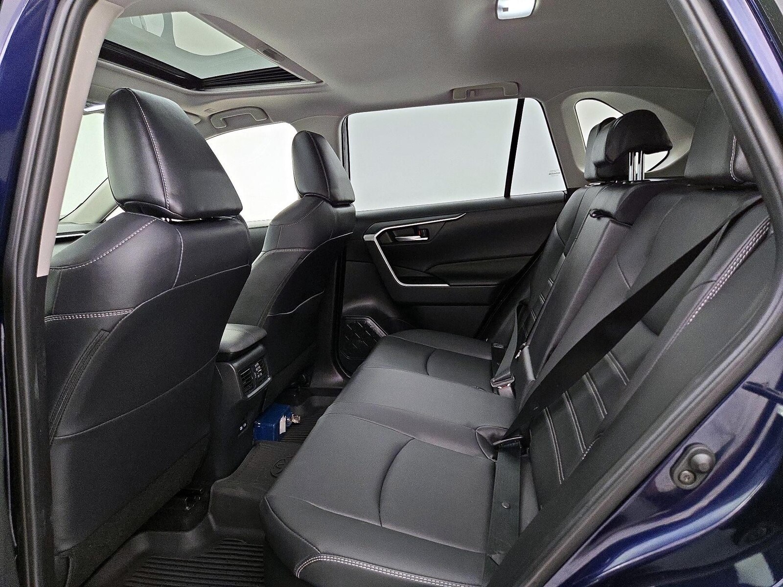 2025 Toyota RAV4 XLE Premium - Photo 21
