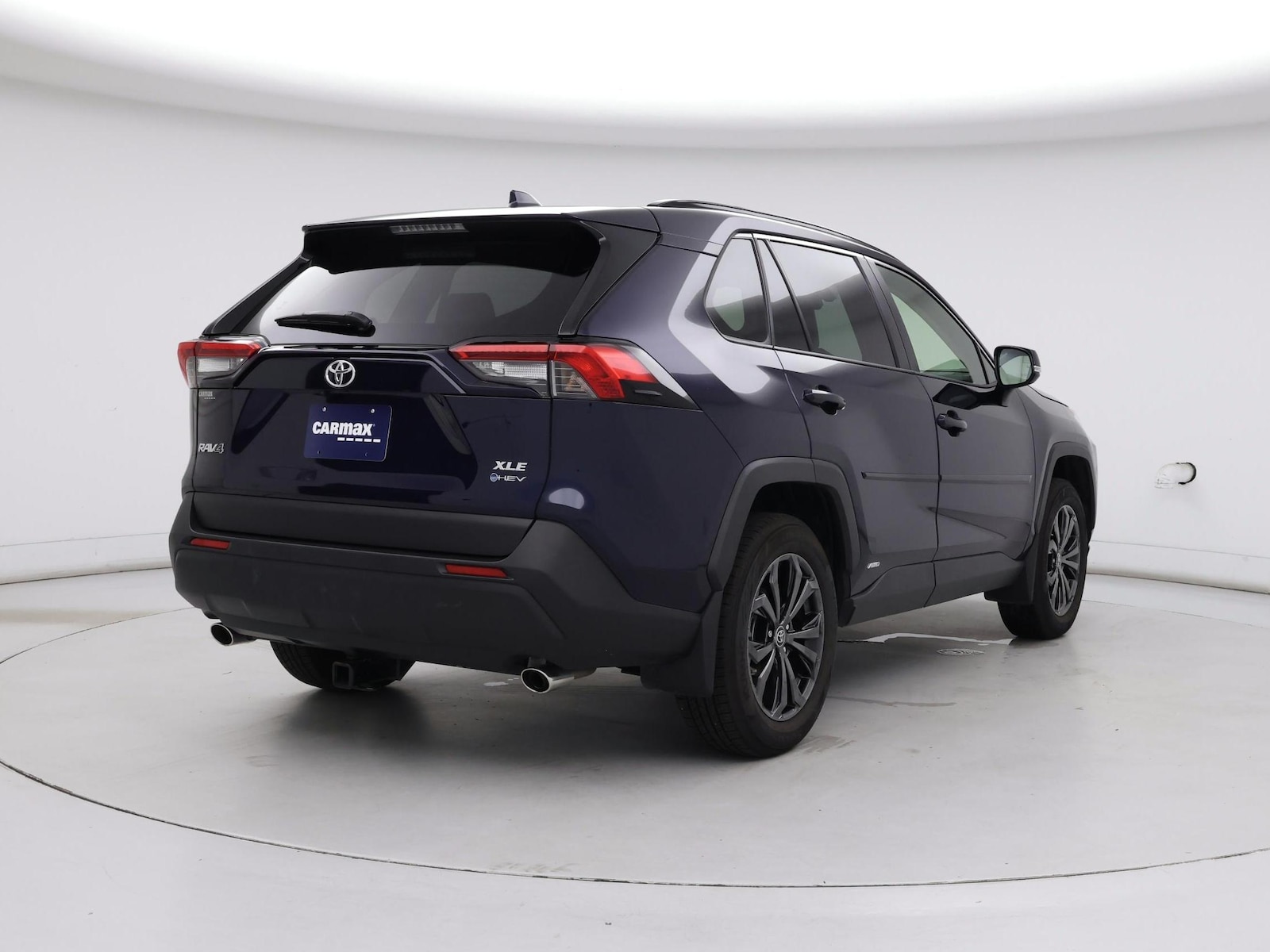 2025 Toyota RAV4 XLE Premium - Photo 9
