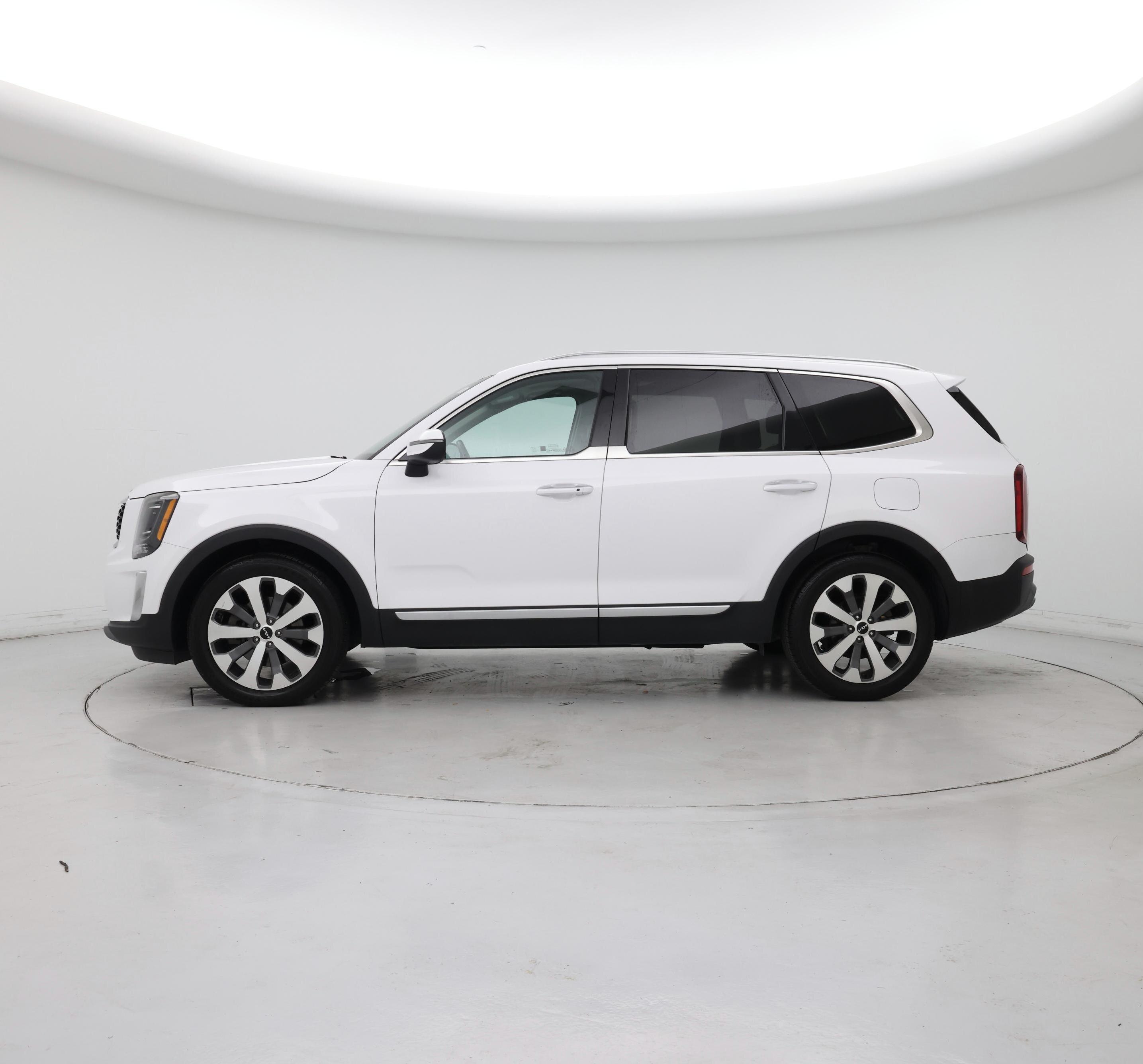 Thumbnail: 2022 Kia Telluride - 3