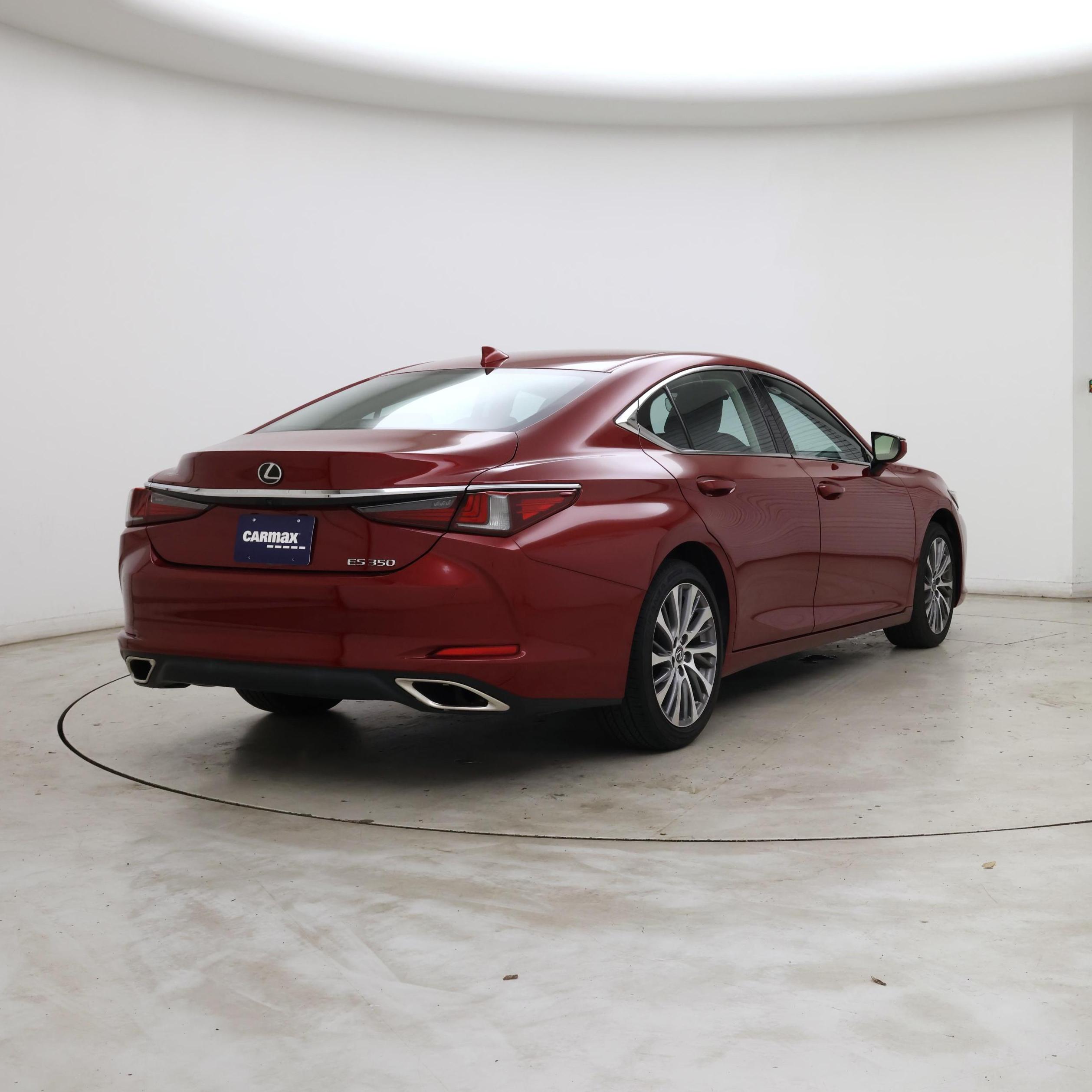 Thumbnail: 2019 Lexus ES - 8