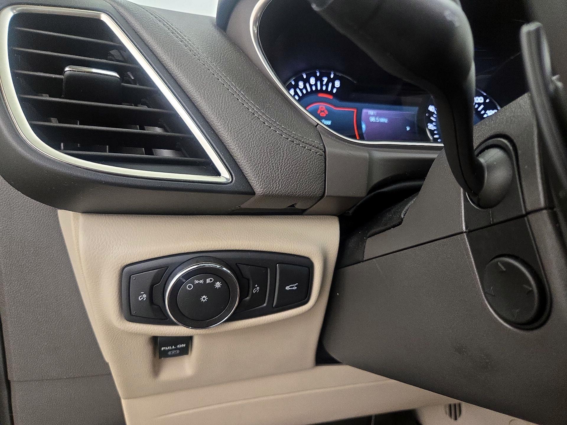 Thumbnail: 2018 Lincoln MKX - 13