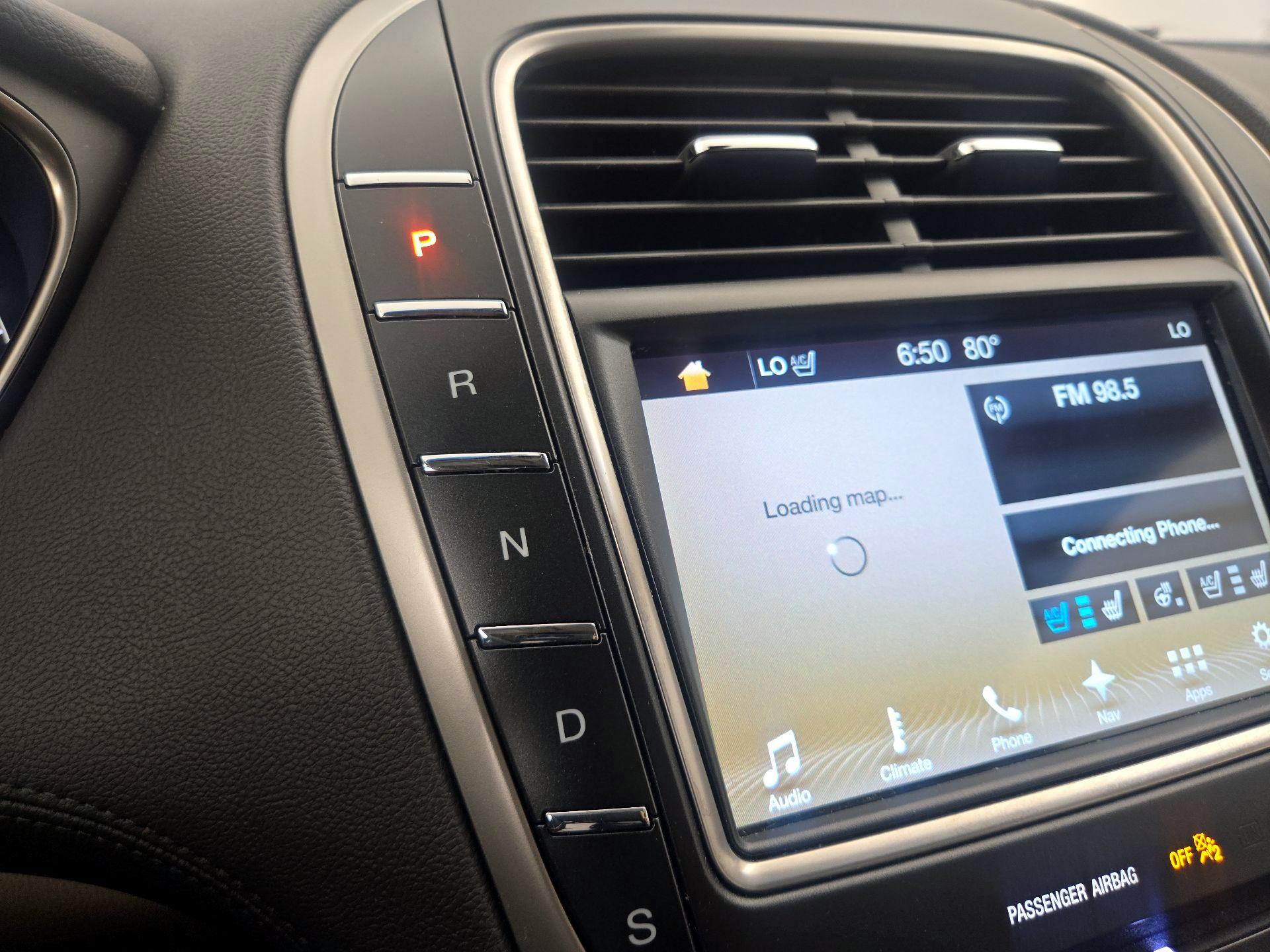 Thumbnail: 2018 Lincoln MKX - 18