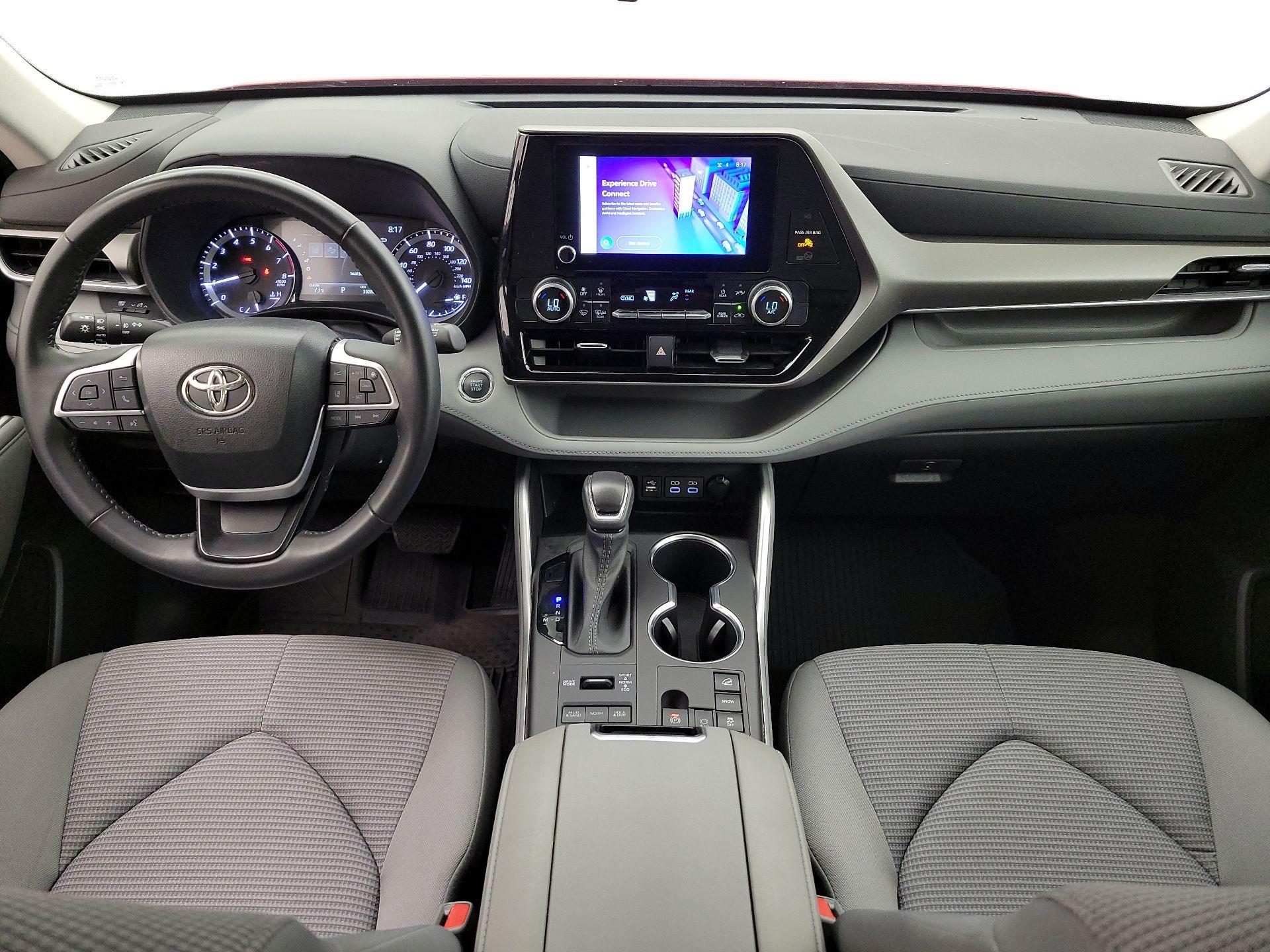 Thumbnail: 2023 Toyota Highlander - 9