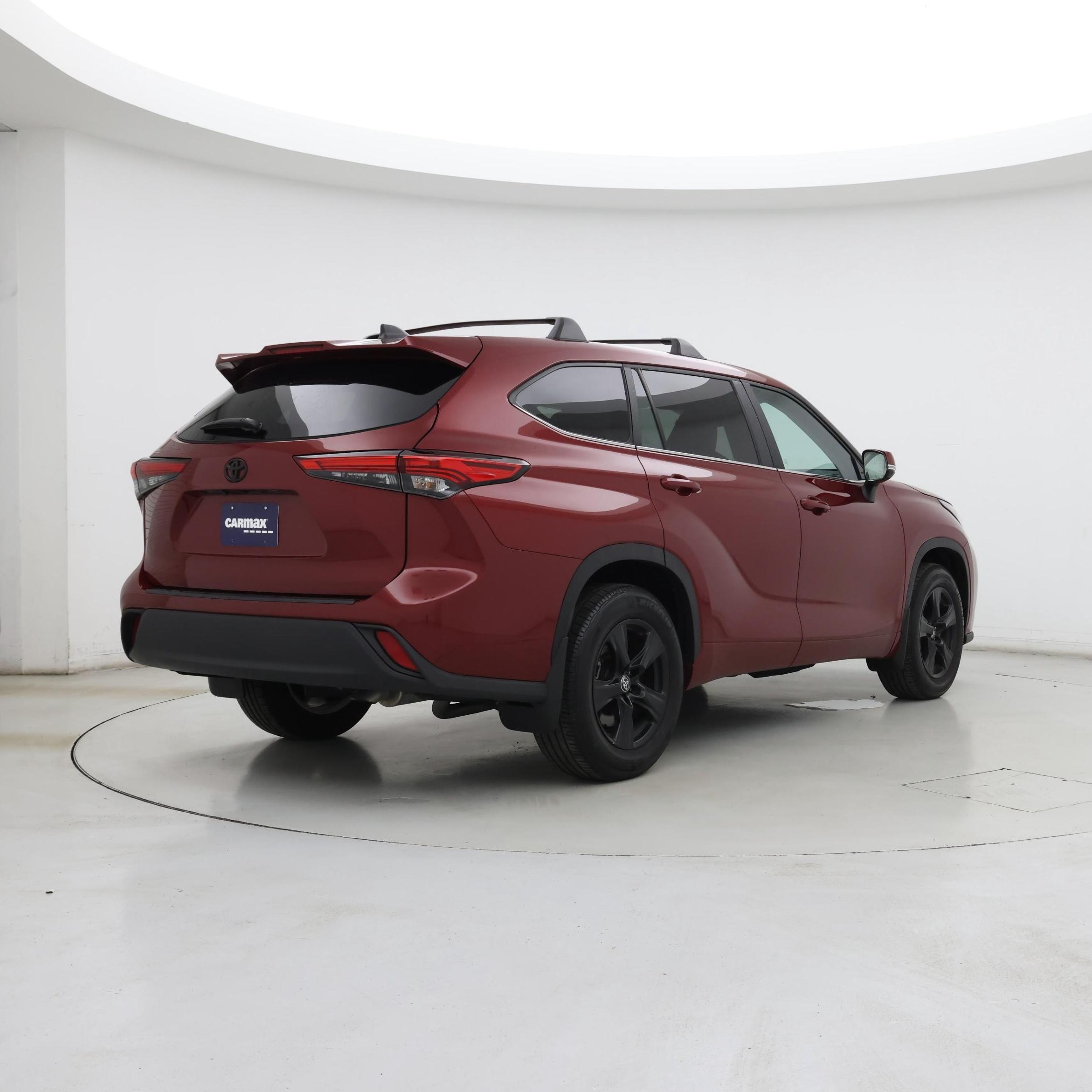 Thumbnail: 2023 Toyota Highlander - 8