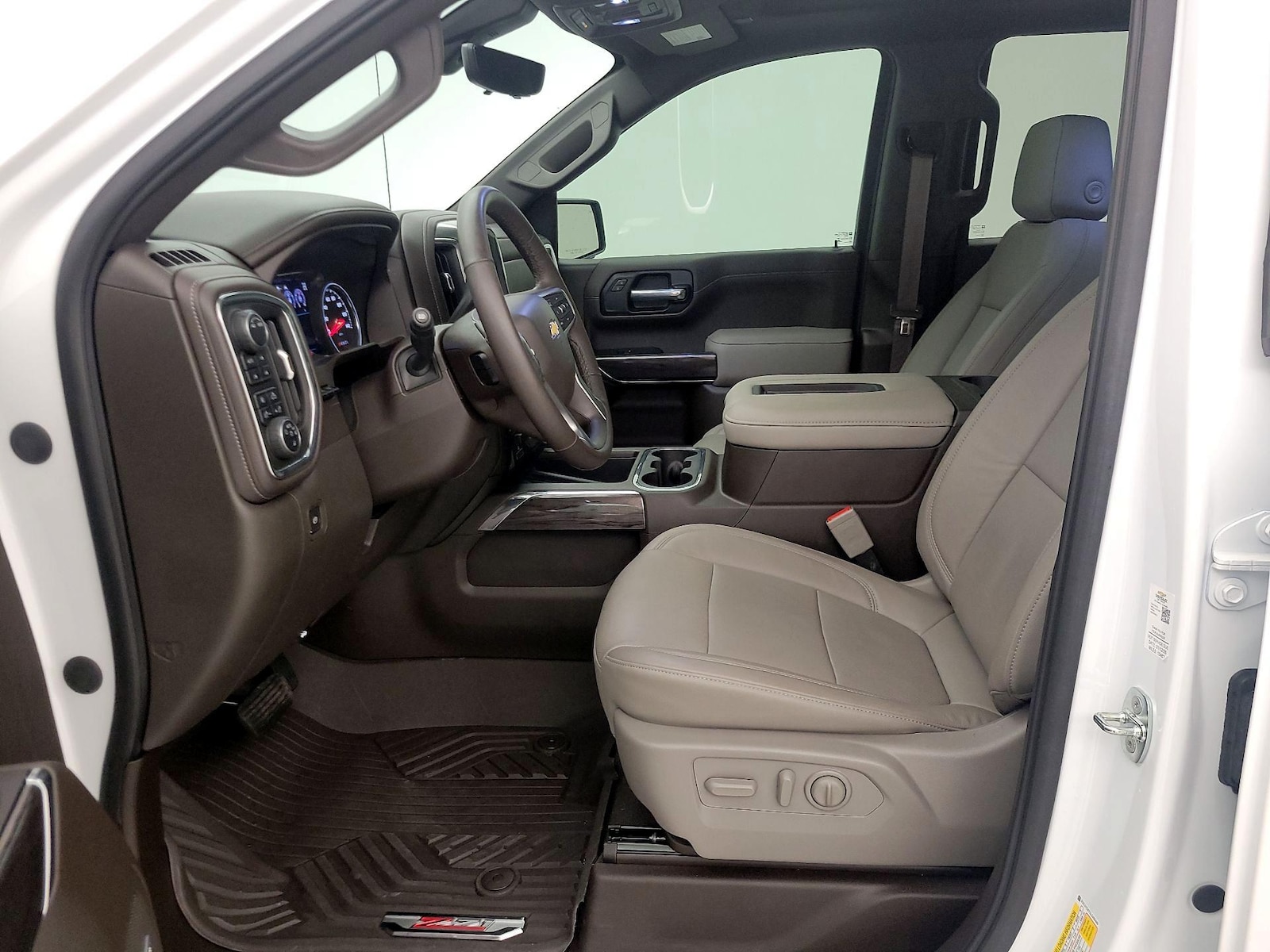 2020 Chevrolet Silverado 1500 LTZ - Photo 12