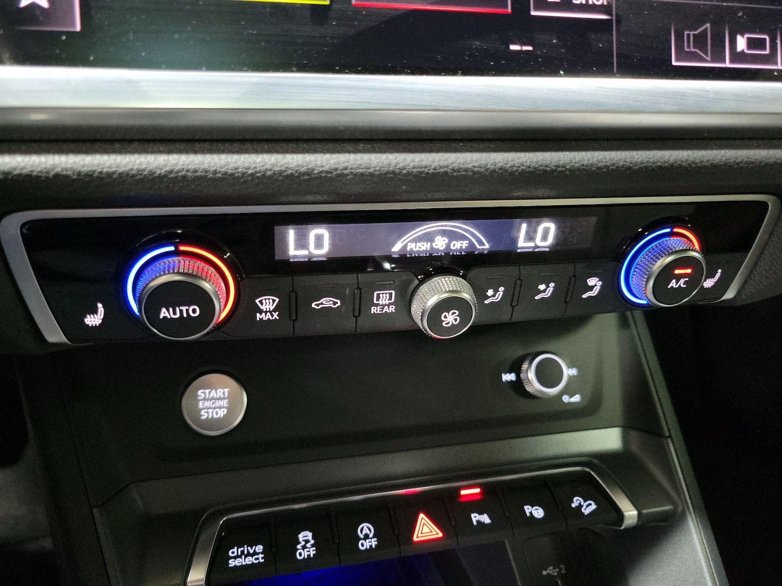 2020 Audi Q3 S Line Prestige - Photo 18