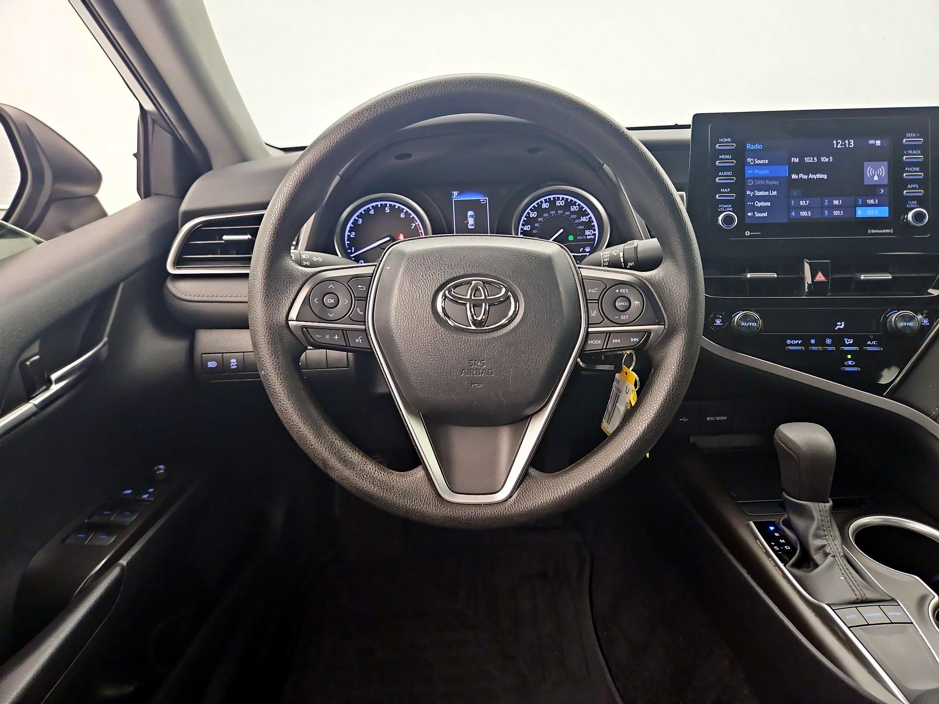 Thumbnail: 2023 Toyota Camry - 10