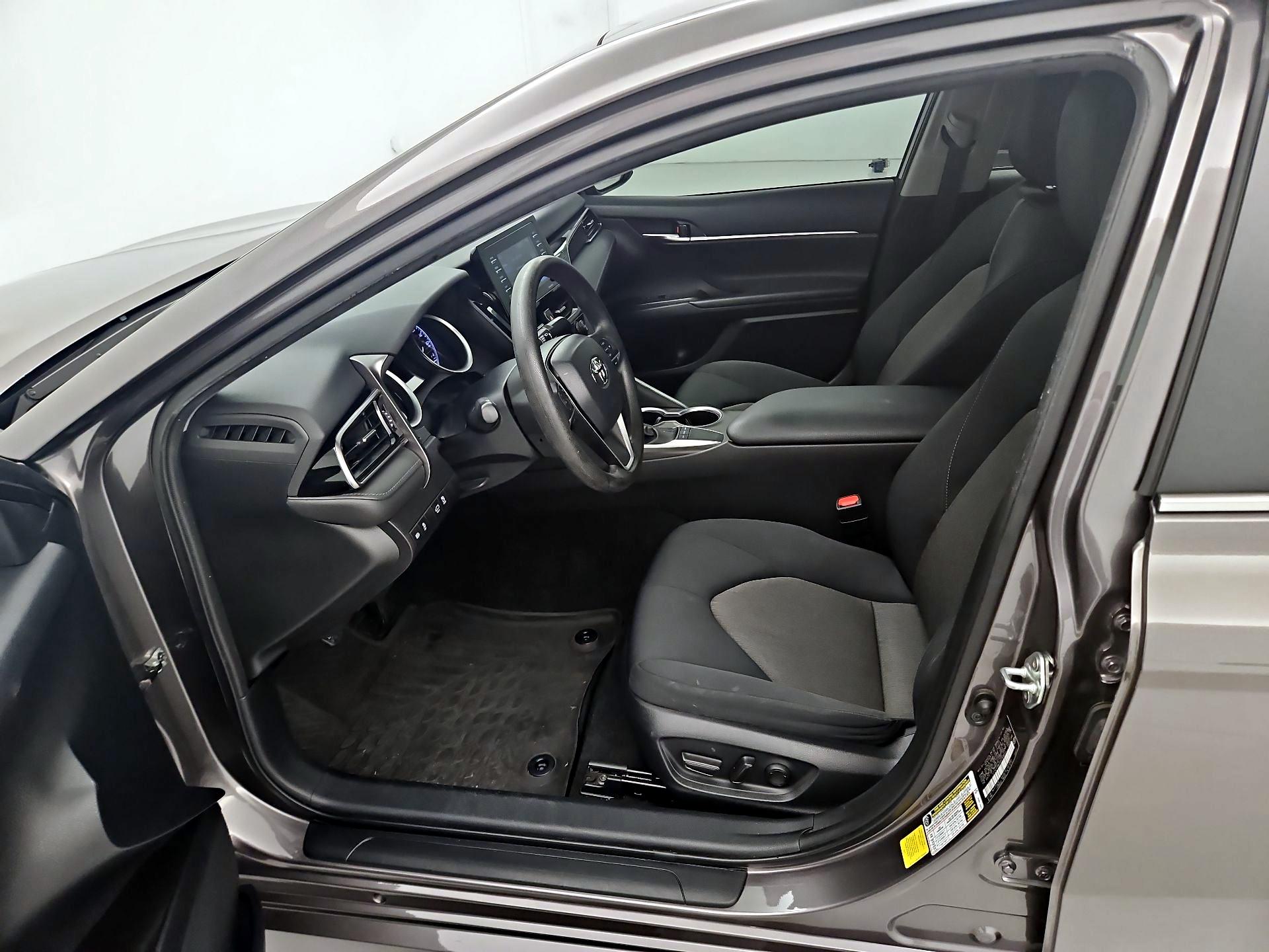 Thumbnail: 2023 Toyota Camry - 11