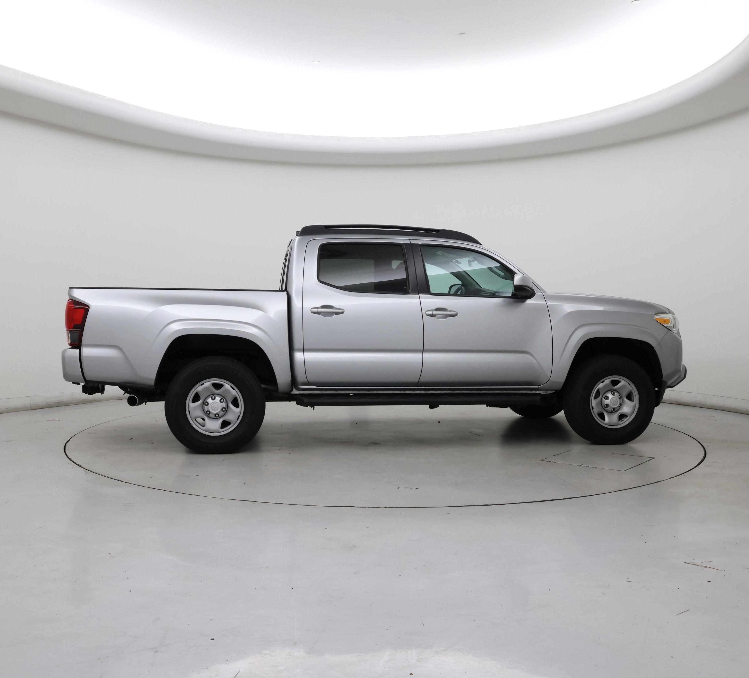 Thumbnail: 2022 Toyota Tacoma - 7