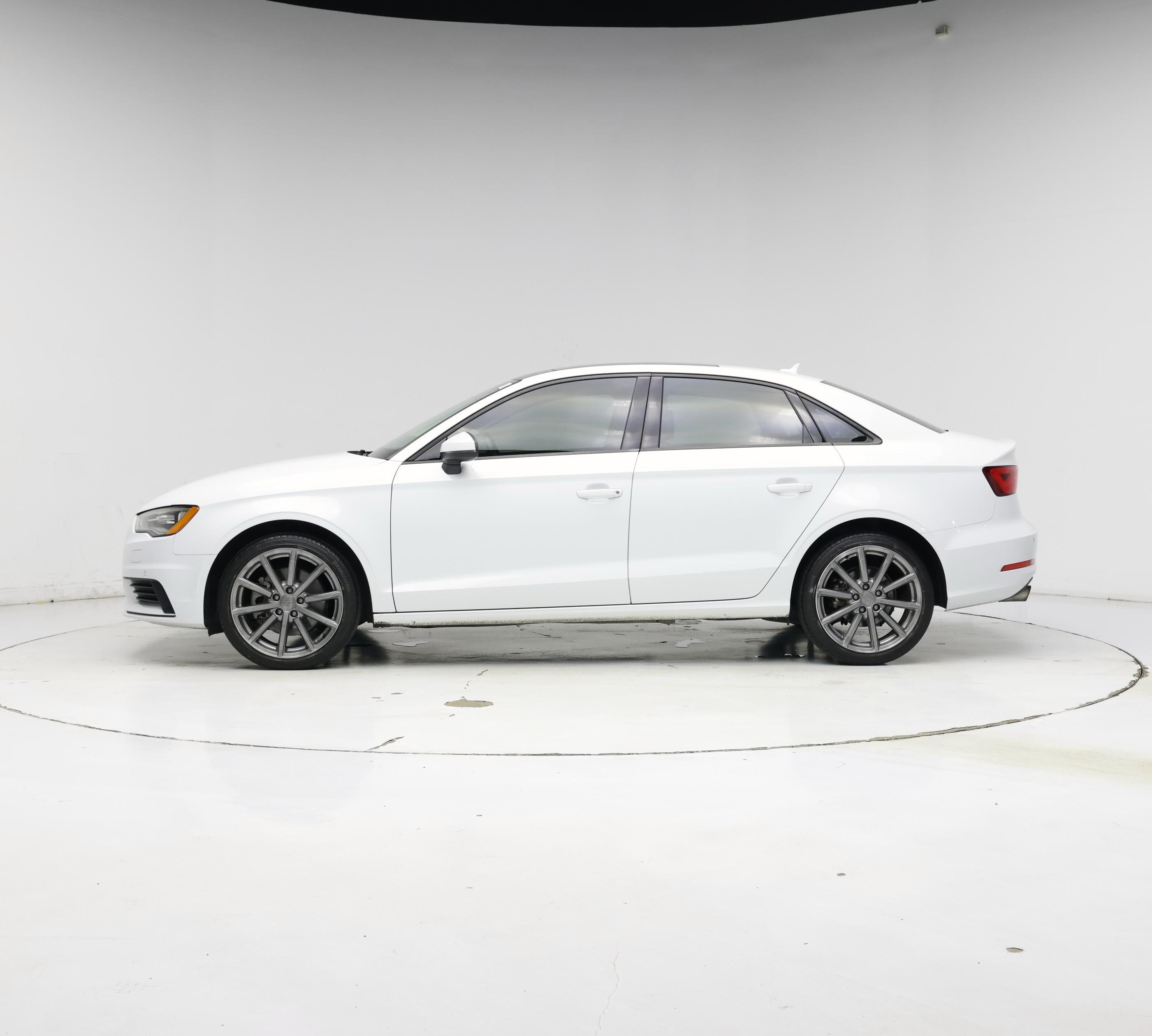 Thumbnail: 2016 Audi A3 - 3