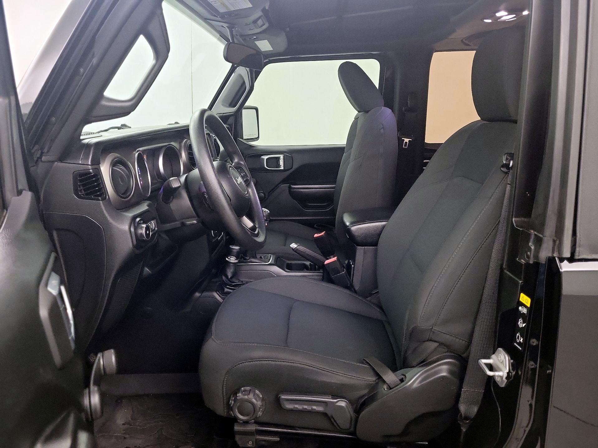 Thumbnail: 2021 Jeep Wrangler - 11