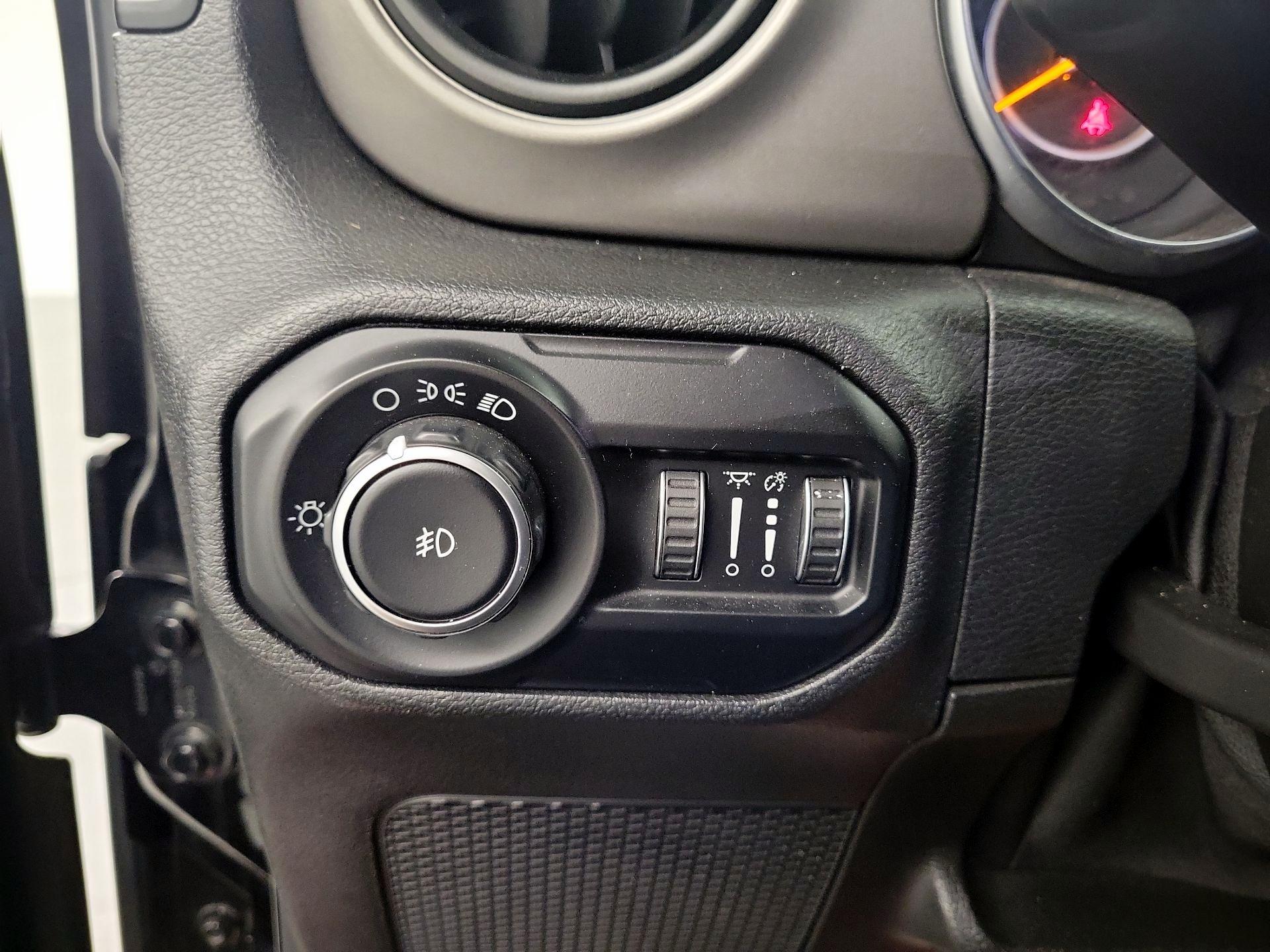 Thumbnail: 2021 Jeep Wrangler - 13
