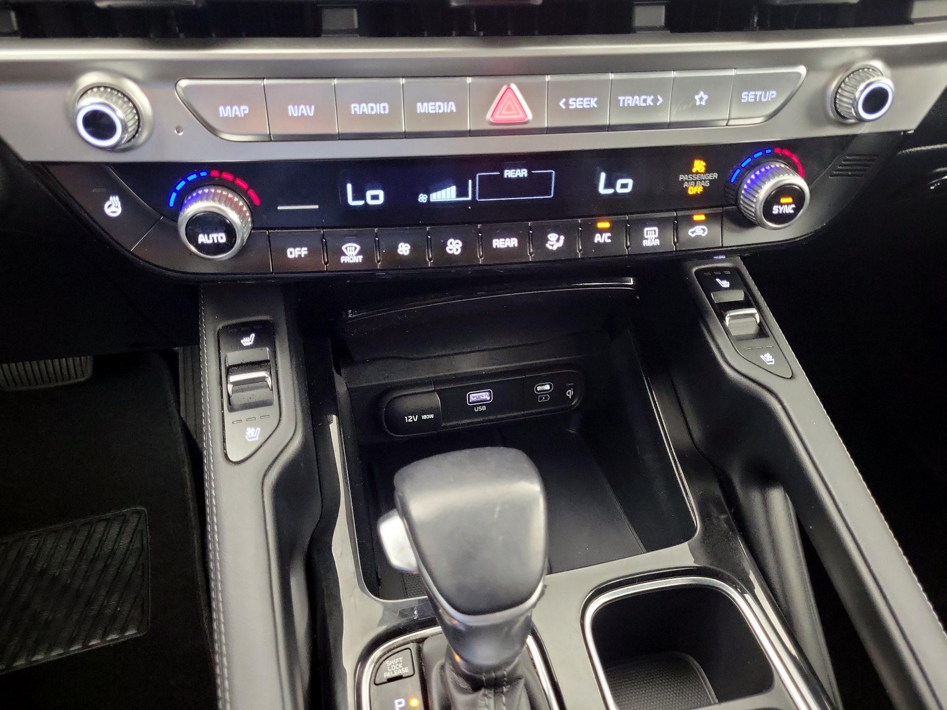 Thumbnail: 2023 Kia Telluride - 17