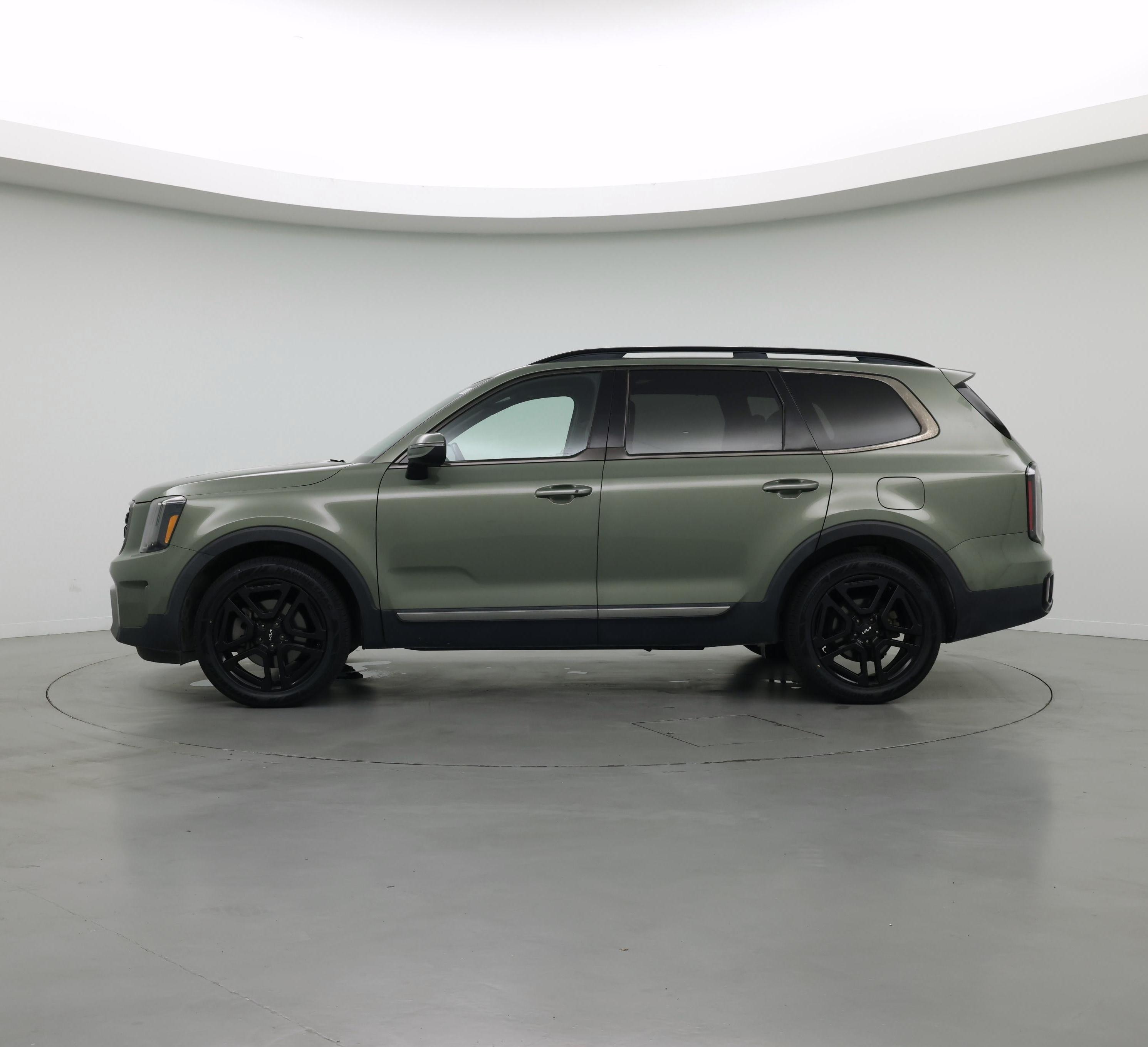 Thumbnail: 2023 Kia Telluride - 3
