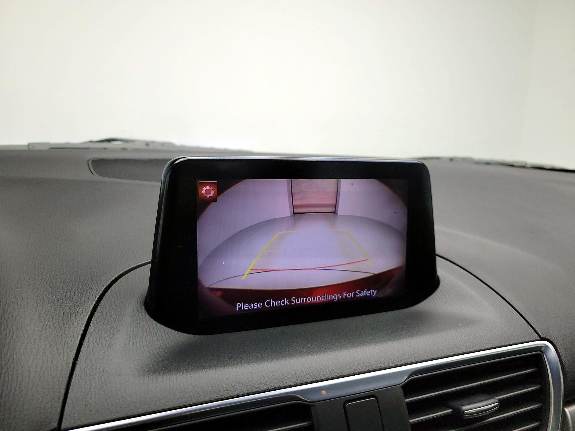 Thumbnail: 2017 Mazda Mazda3 - 13