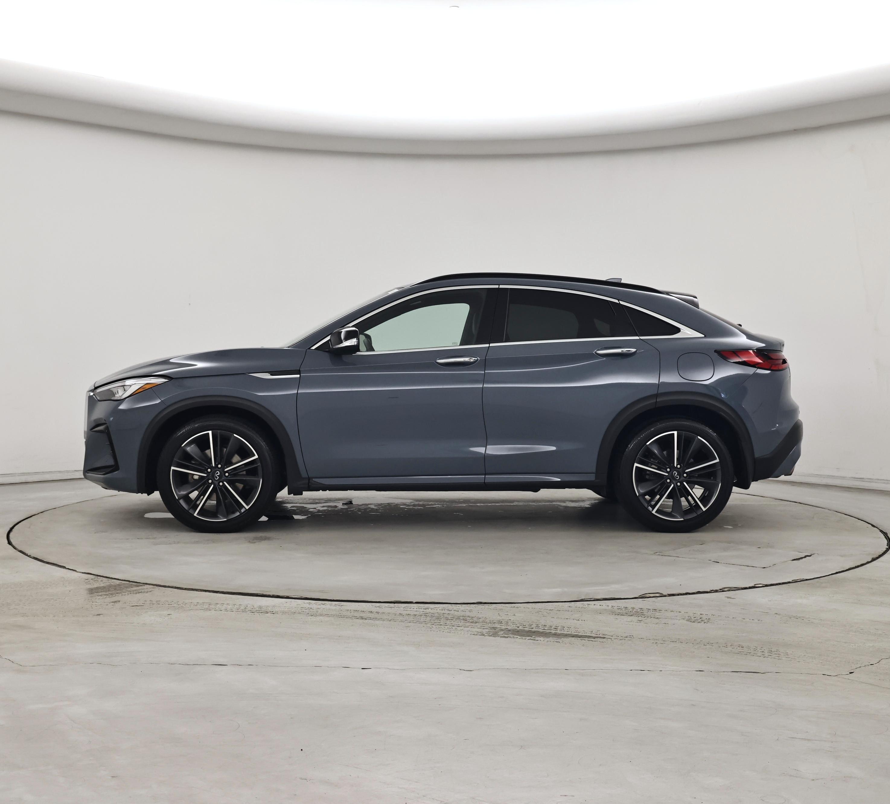 Thumbnail: 2023 INFINITI QX55 - 3