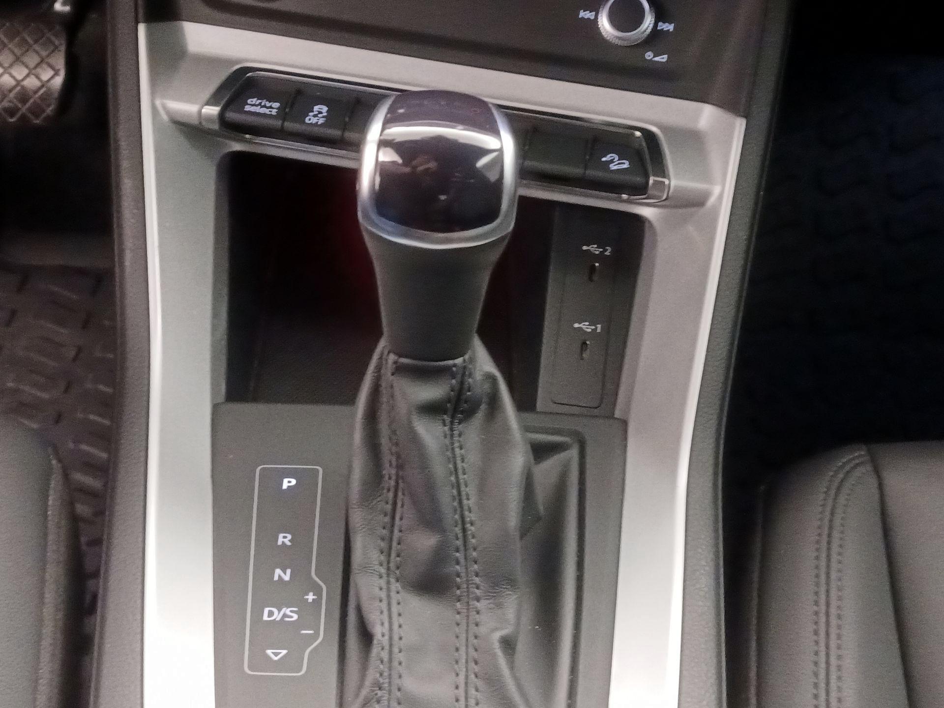 Thumbnail: 2022 Audi Q3 - 17