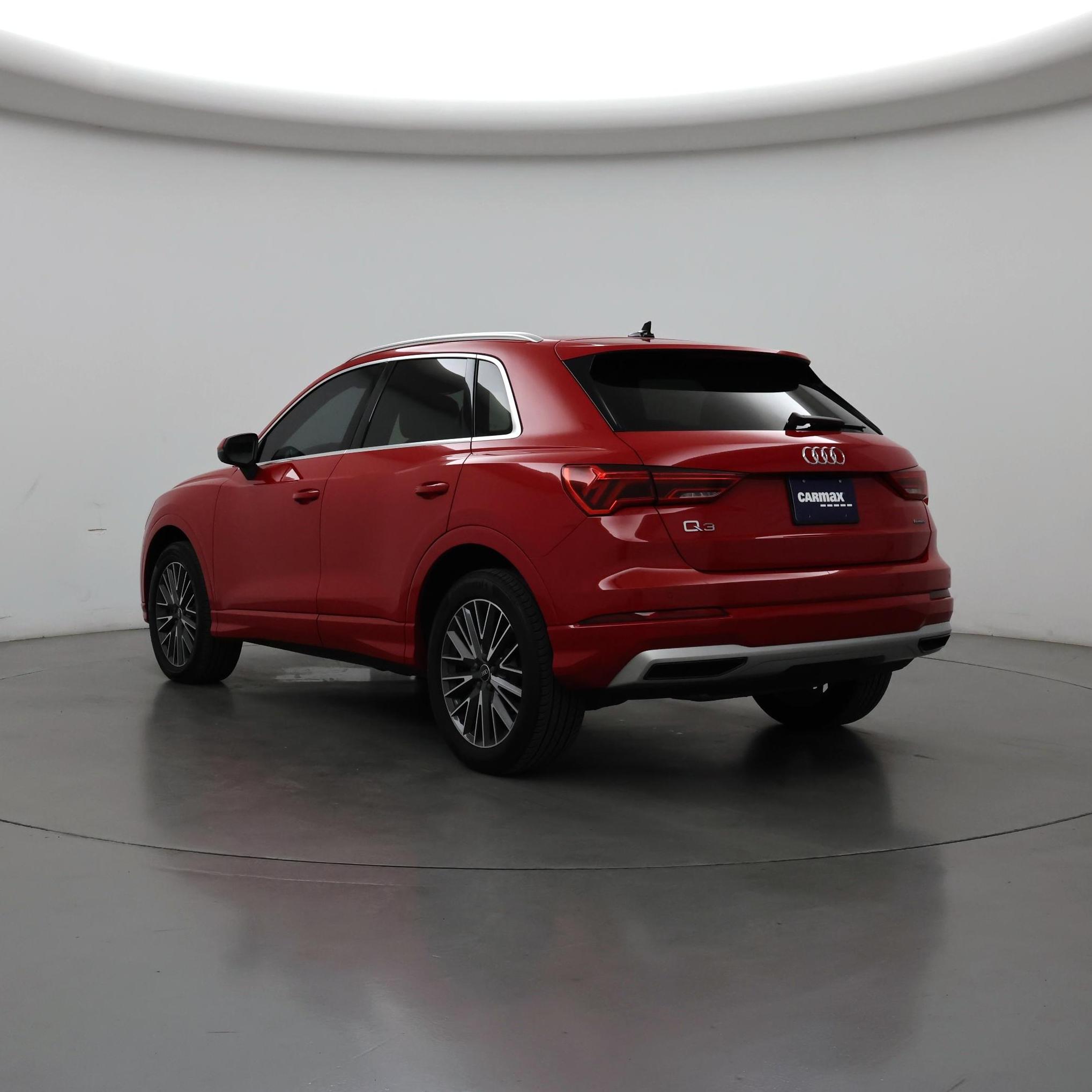 Thumbnail: 2022 Audi Q3 - 2