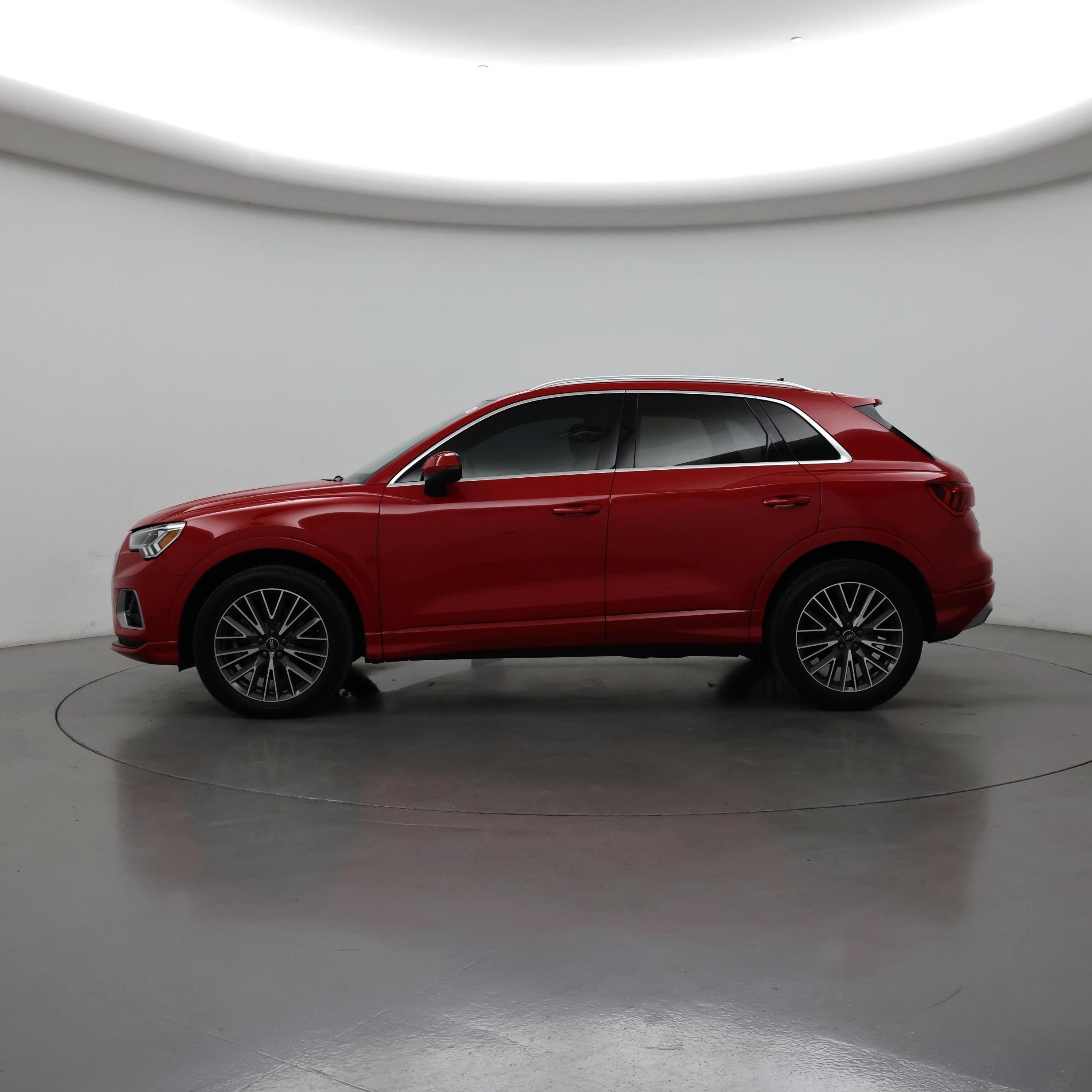 Thumbnail: 2022 Audi Q3 - 3