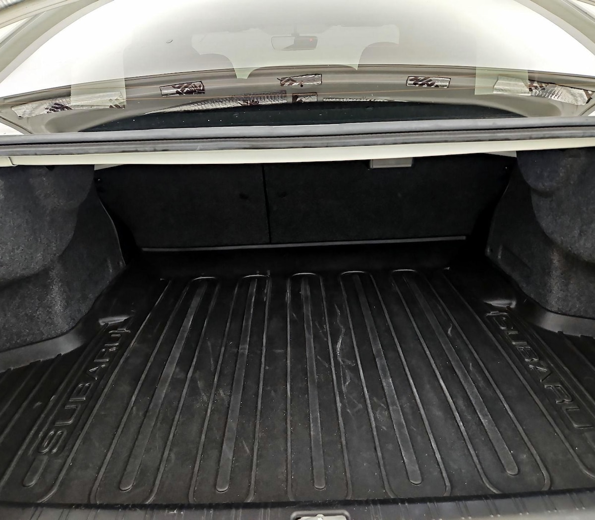 Trunk/Cargo (Seats Up)