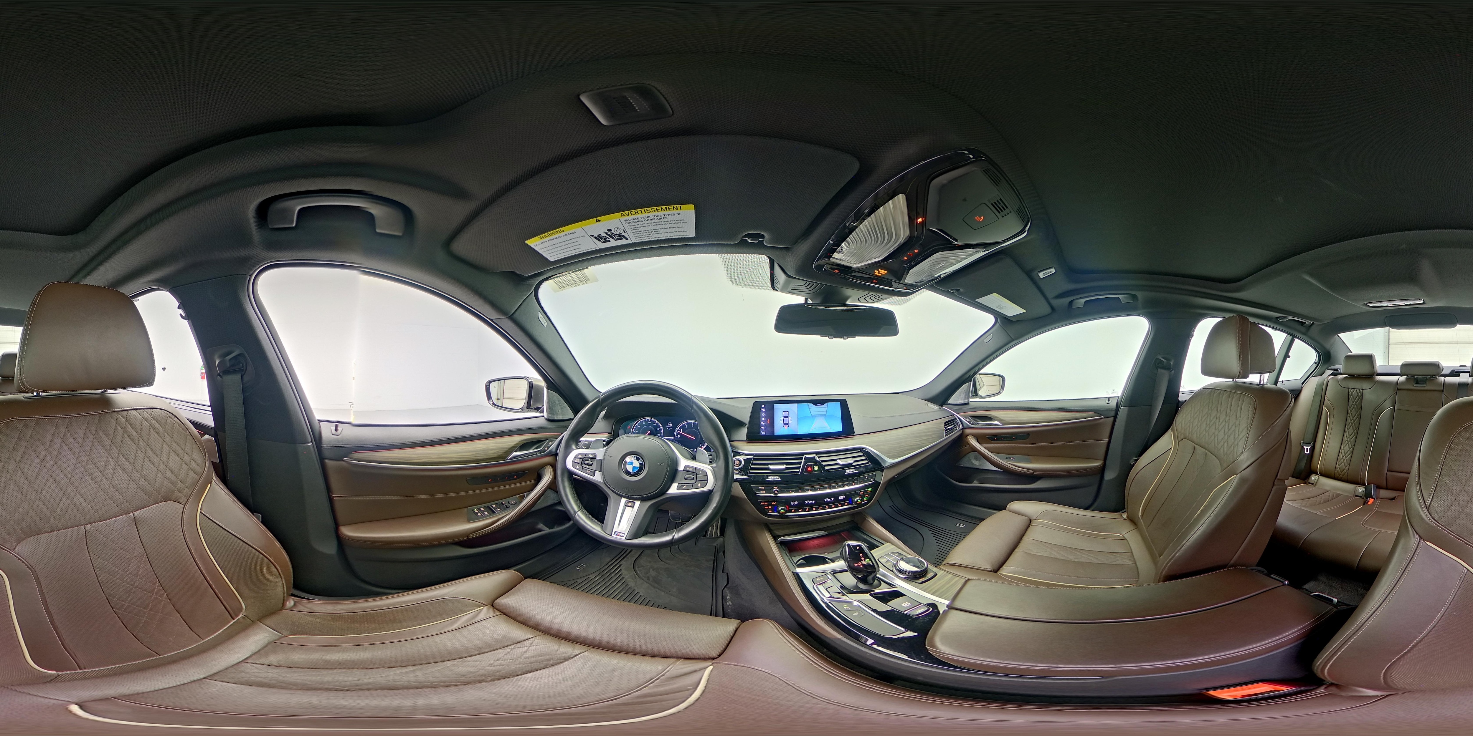 2018 BMW 5 Series M550i - Photo 28