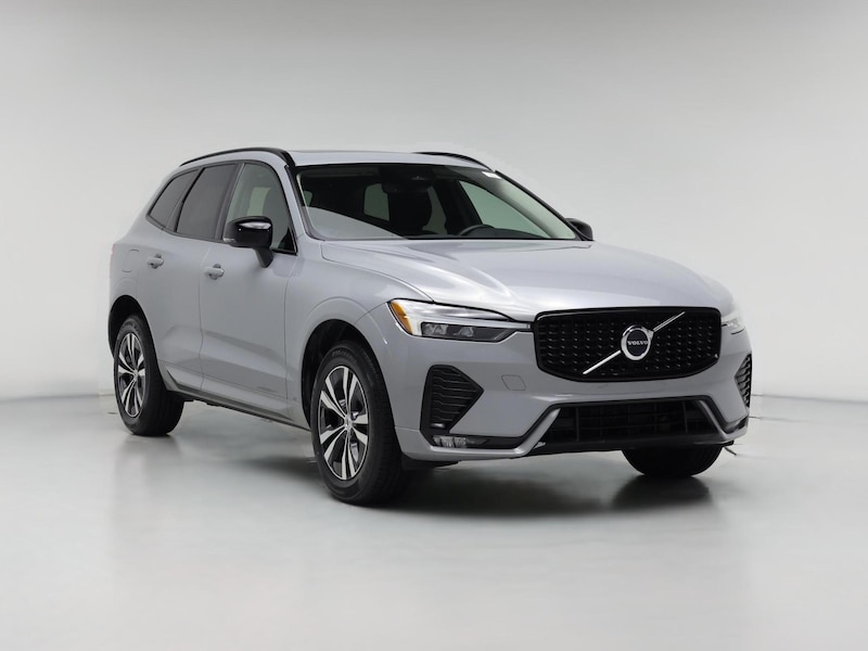 2024 Volvo XC60 B5 Core Dark Theme