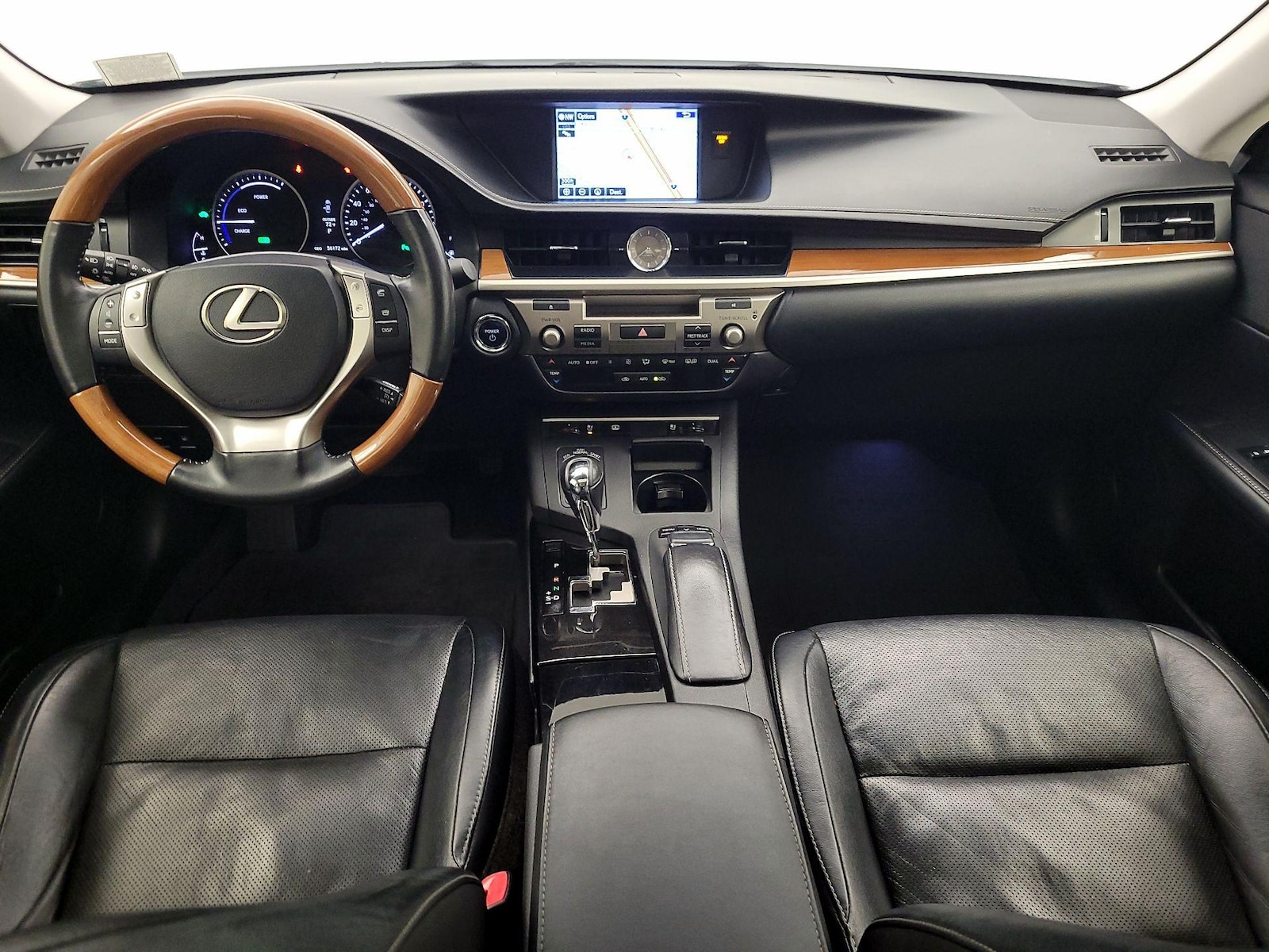 2015 Lexus ES 300h - Photo 10
