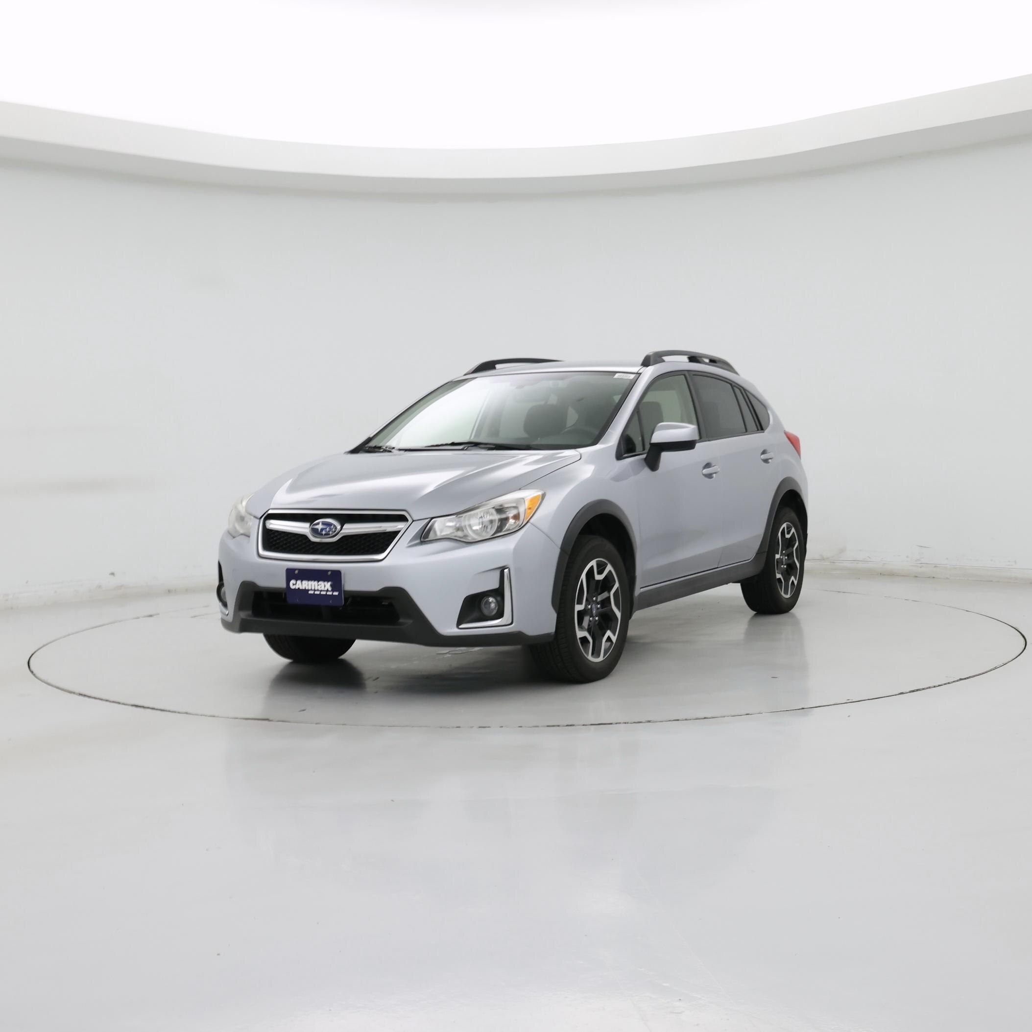 Thumbnail: 2017 Subaru Crosstrek - 4