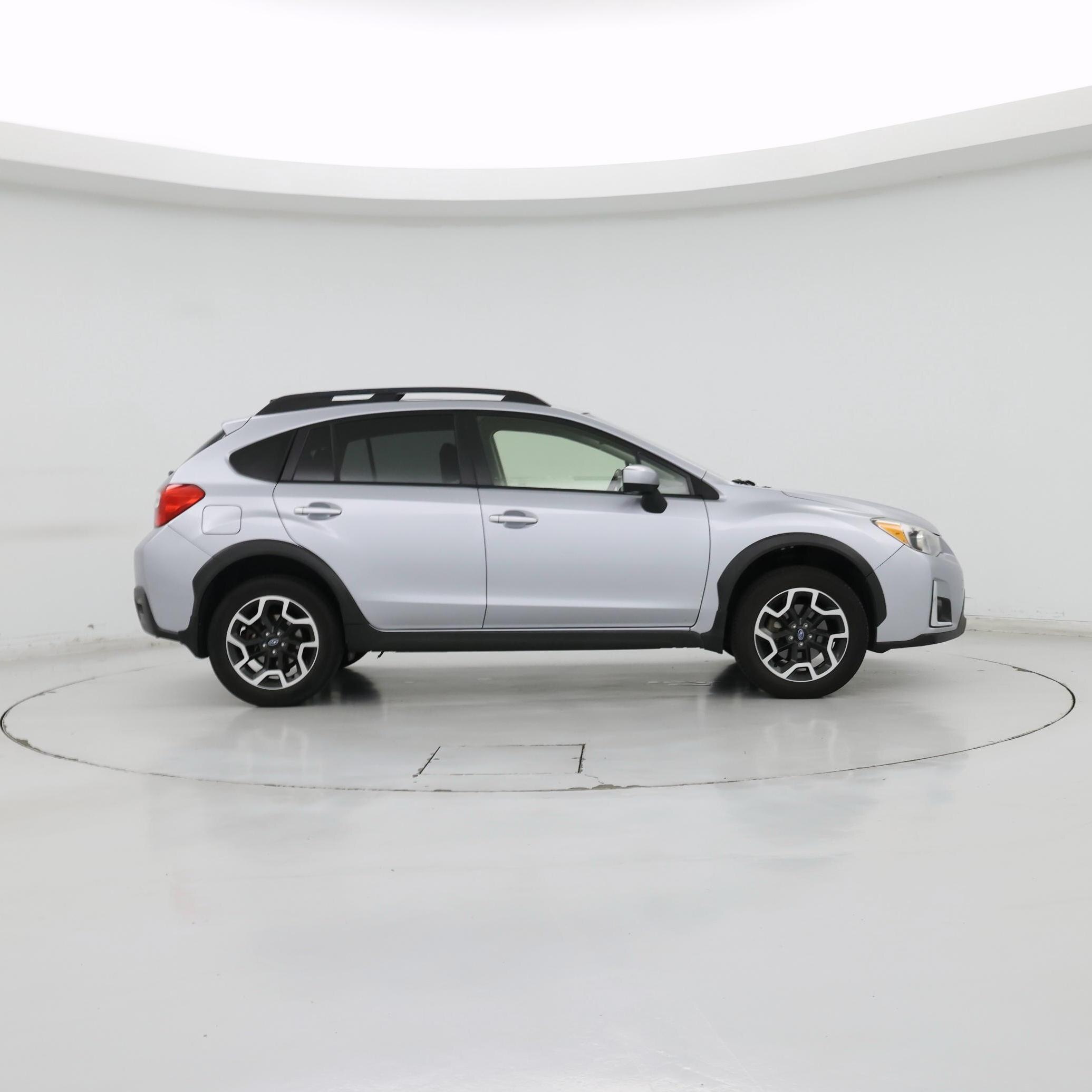 Thumbnail: 2017 Subaru Crosstrek - 7