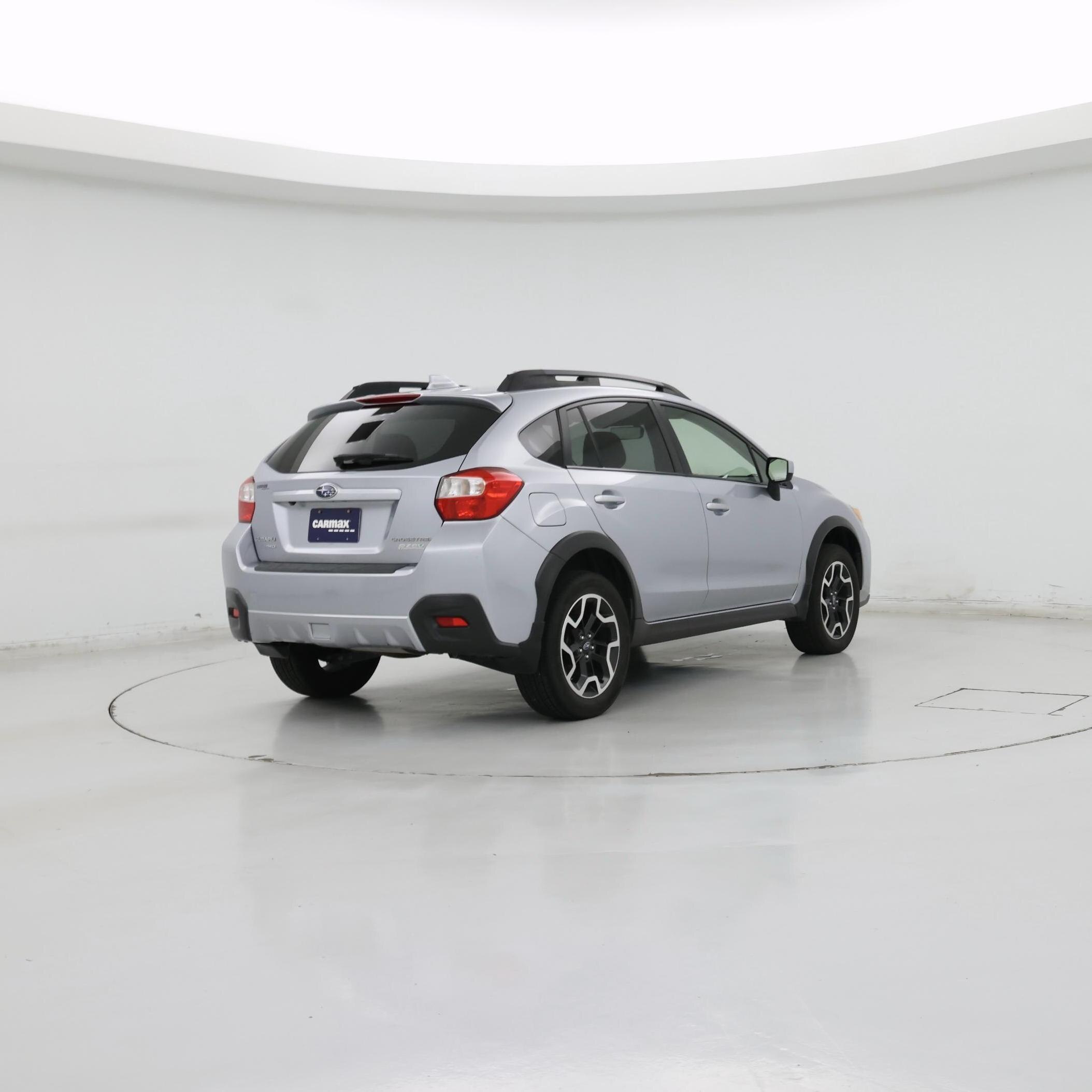 Thumbnail: 2017 Subaru Crosstrek - 8