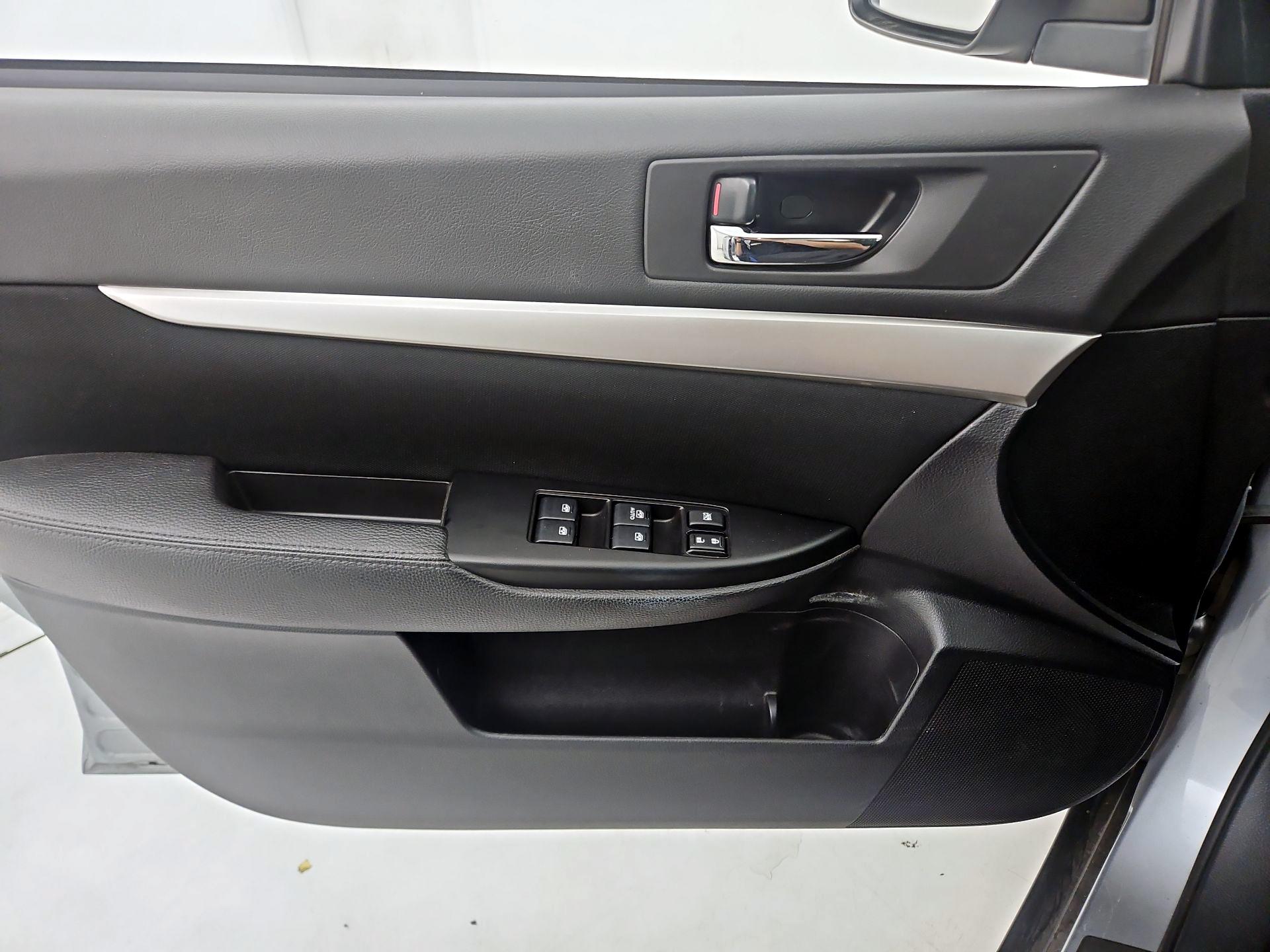 Thumbnail: 2014 Subaru Outback - 12