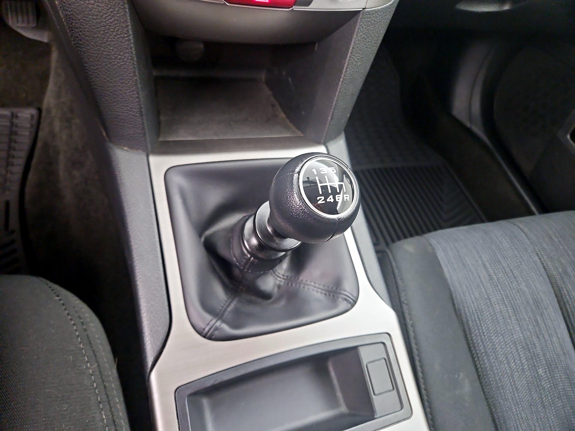Thumbnail: 2014 Subaru Outback - 16